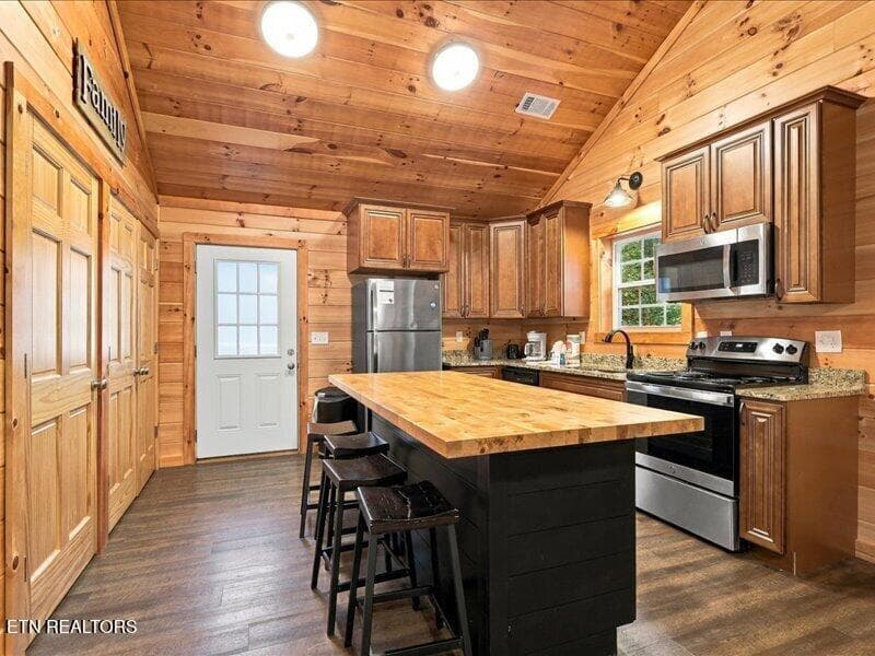 10-010_1I2A2851 - 527 Golf Rd, Pigeon Forge, TN 37863