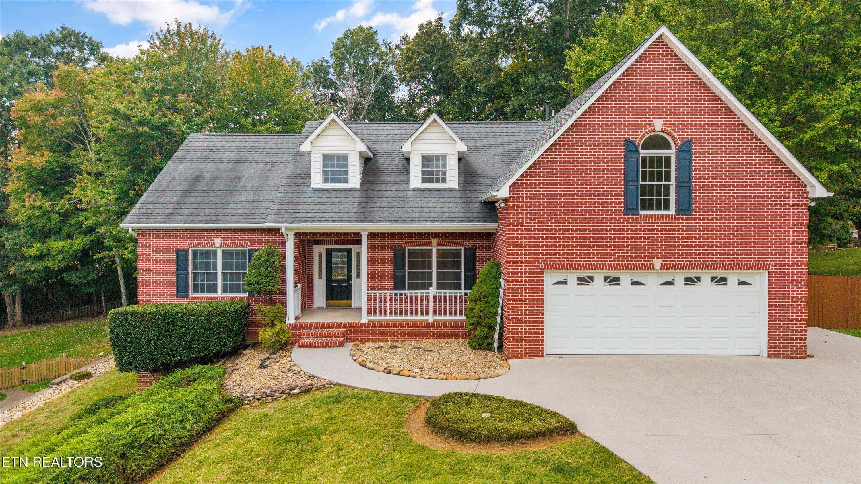 01-2560 Hirst Cir 51 - 2560 Hirst Circle, Lenoir City, TN 37772