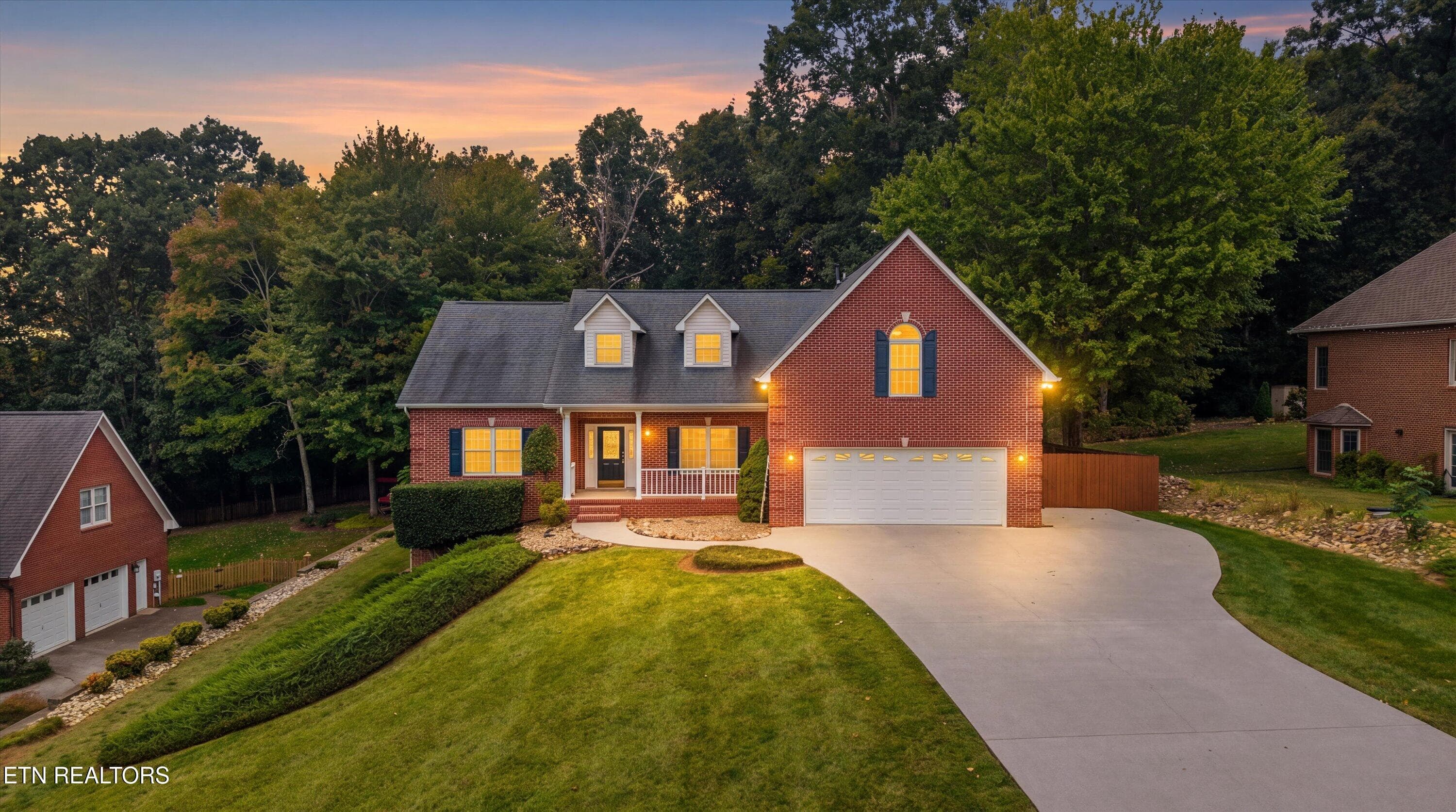 2560 Hirst Circle, Lenoir City, TN 37772