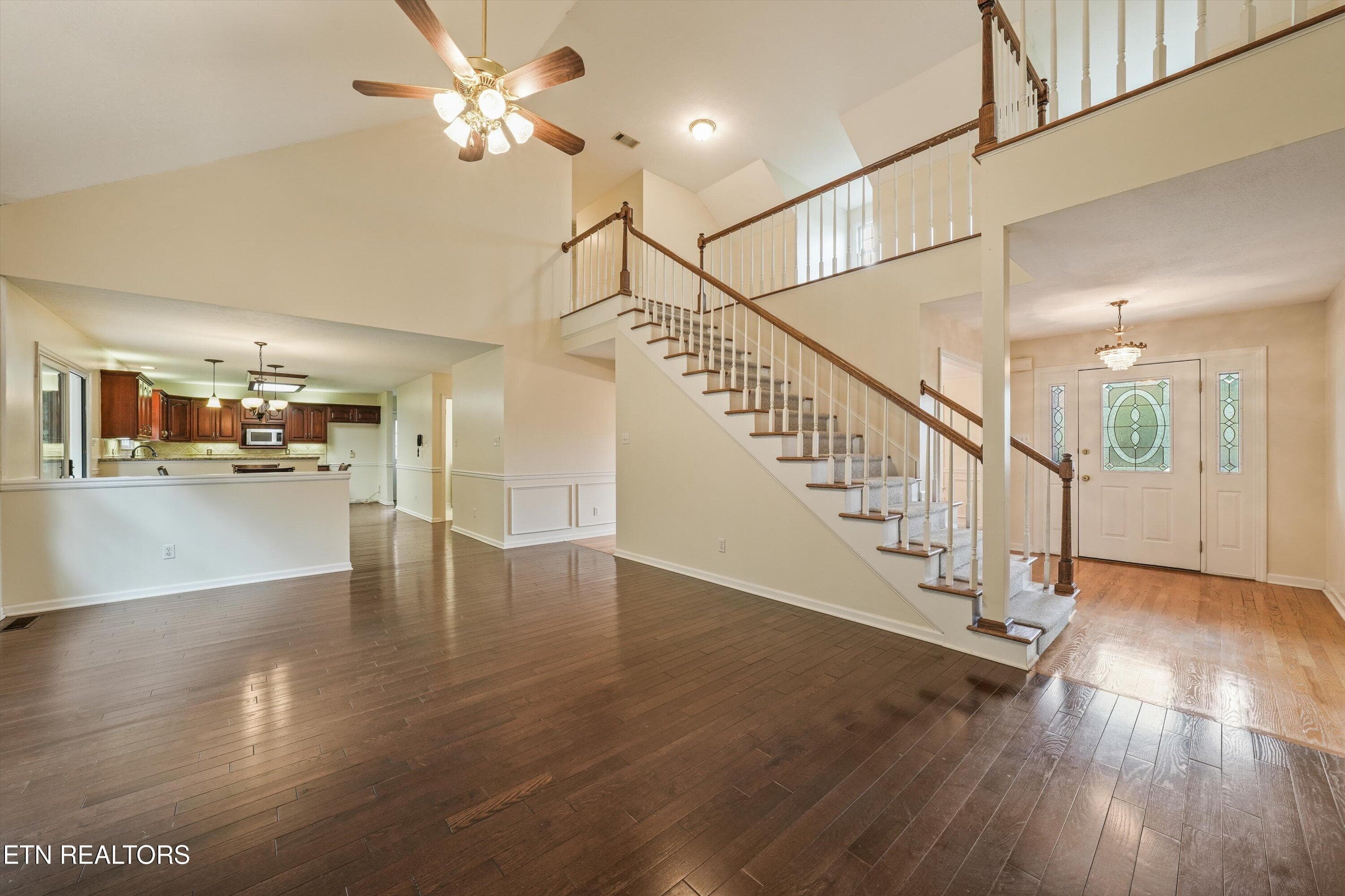 15-2560 Hirst Cir 07 - 2560 Hirst Circle, Lenoir City, TN 37772