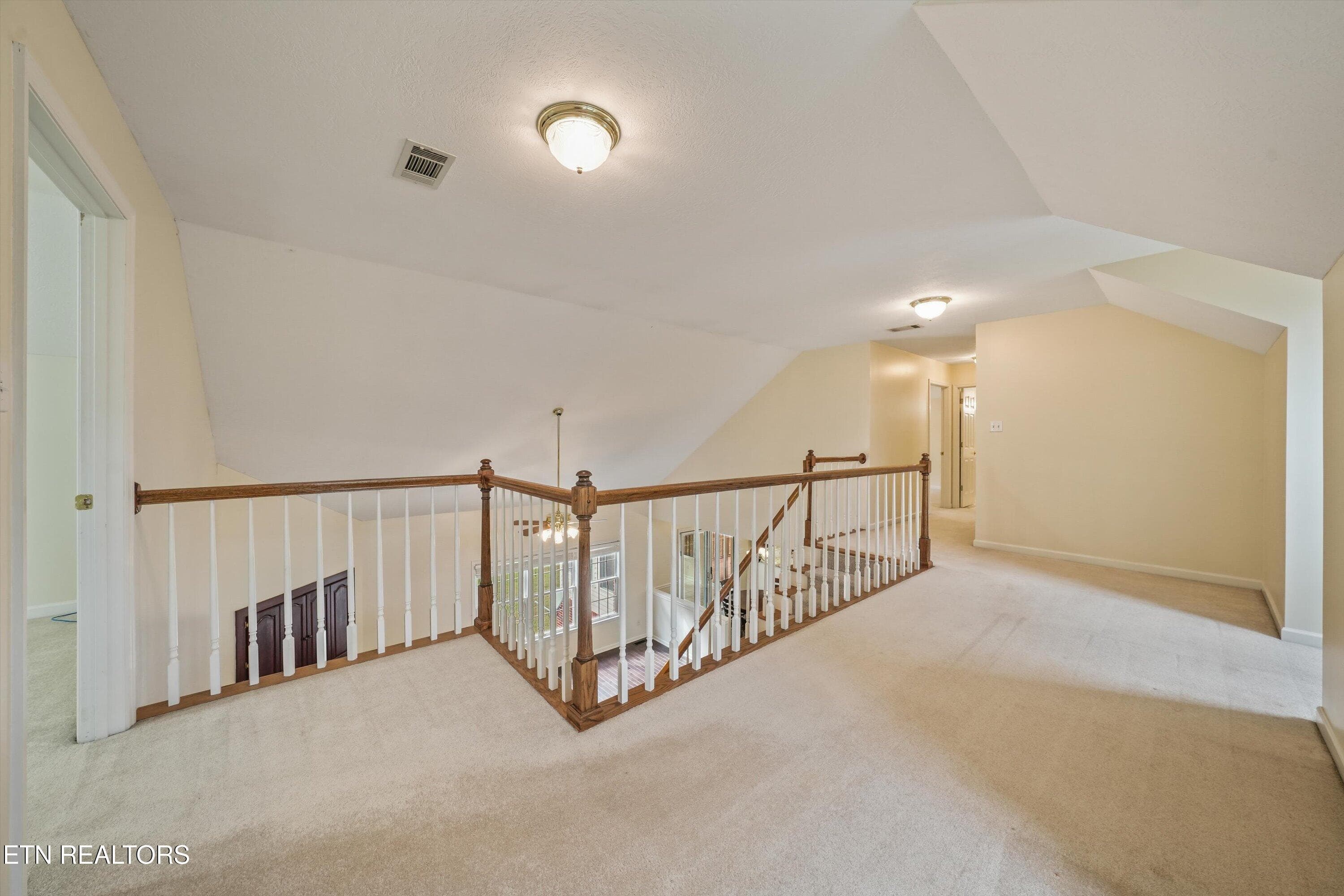 37-2560 Hirst Cir 29 - 2560 Hirst Circle, Lenoir City, TN 37772