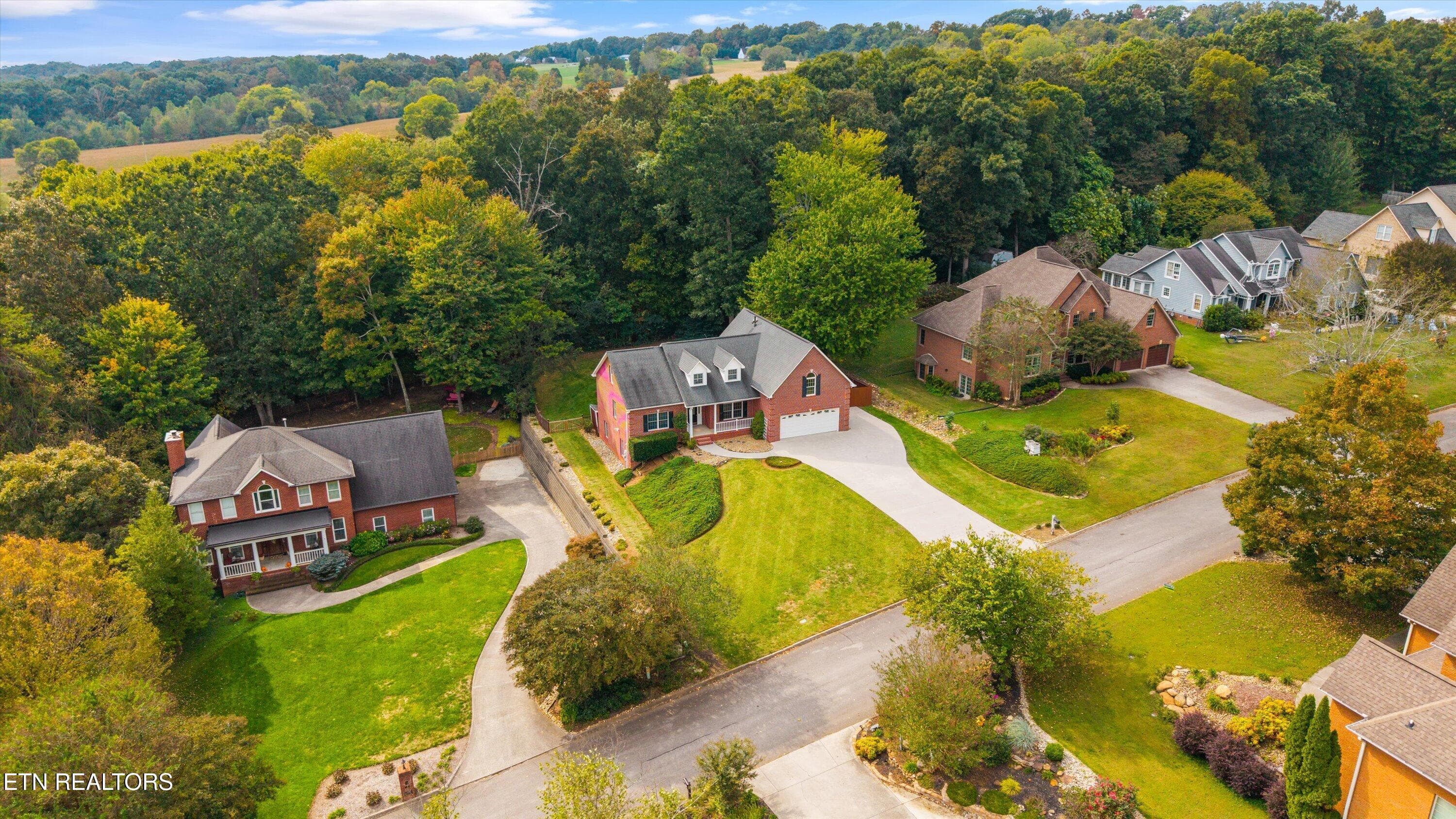 55-2560 Hirst Cir 54 - 2560 Hirst Circle, Lenoir City, TN 37772