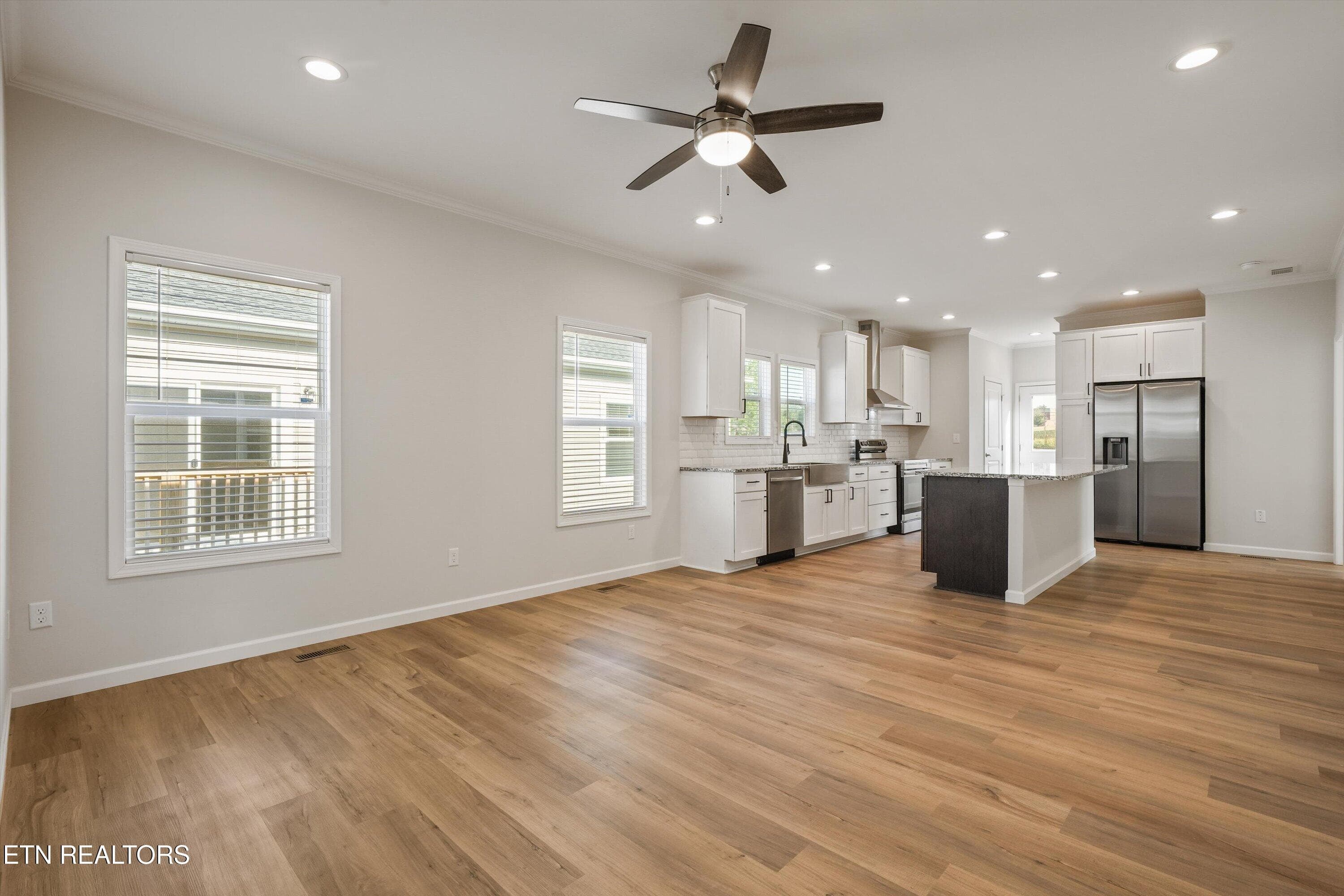 Family Room - 7640 Sycamore Breeze Rd, Knoxville, TN 37920
