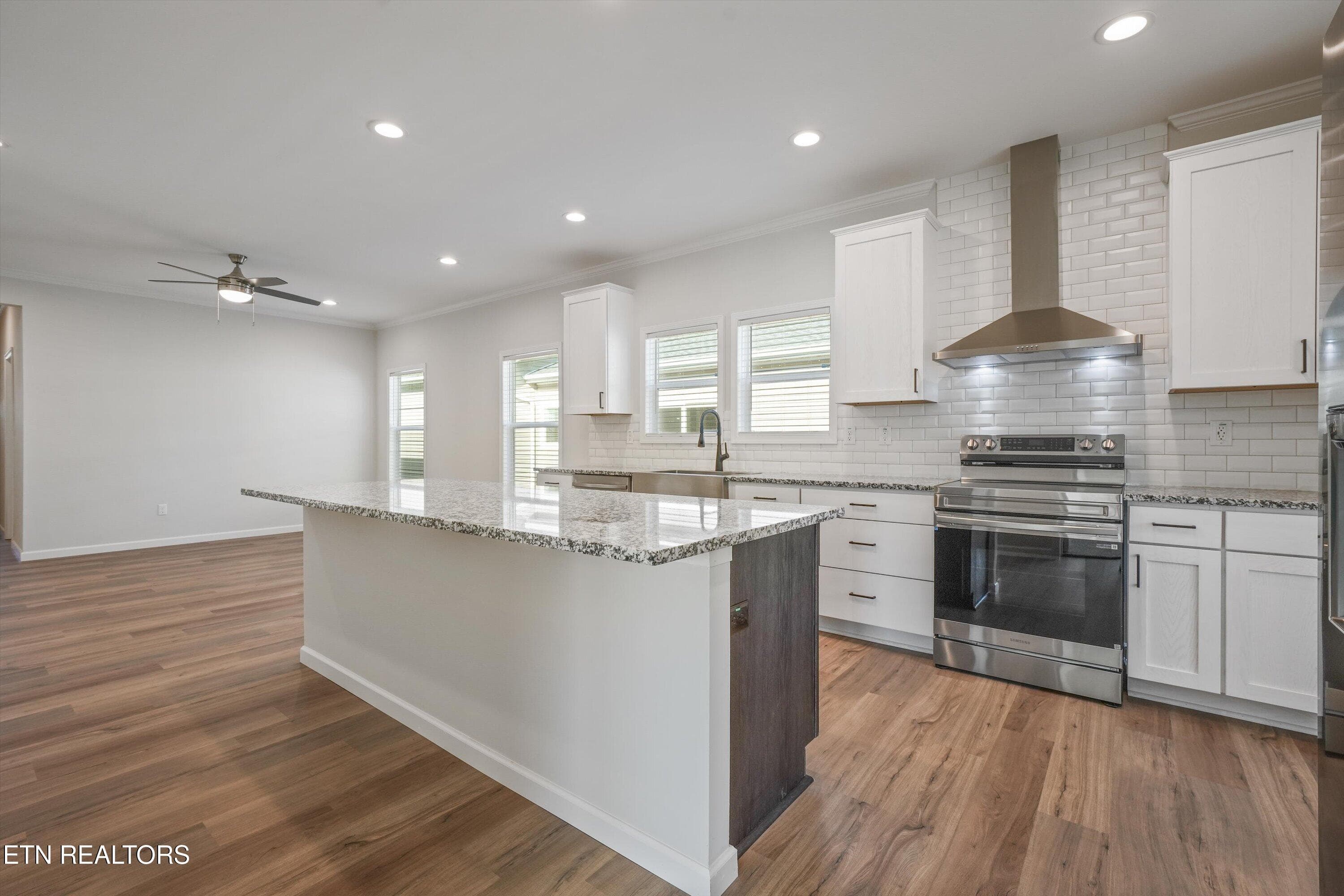 Kitchen View 2 - 7640 Sycamore Breeze Rd, Knoxville, TN 37920