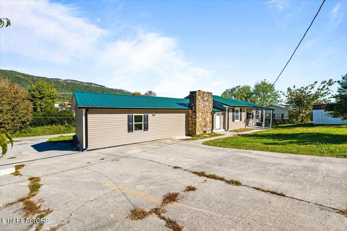 45-188 Old Middlesboro Hwy - 188 Old Middlesboro Highway 188 Hwy, LaFollette, TN 37766