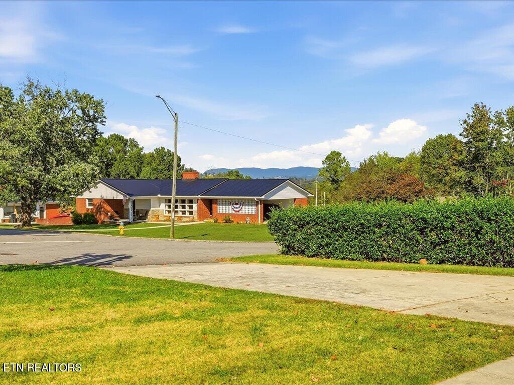 2660 Mountain View Dr - 2 - 2660 Mountain View Drive, Morristown, TN 37814