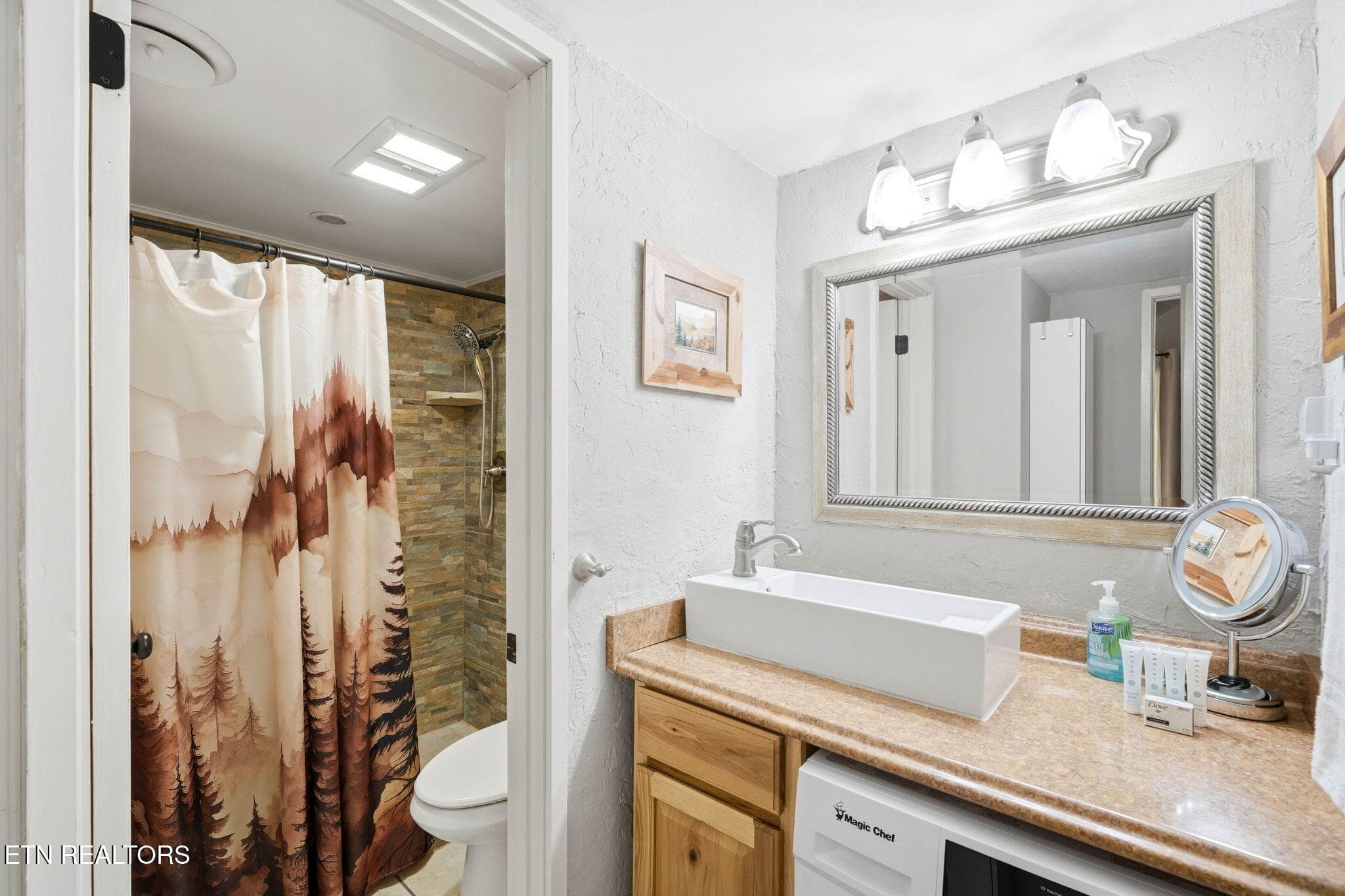 Bathroom - 1081 Cove Rd APT 634, Sevierville, TN 37876