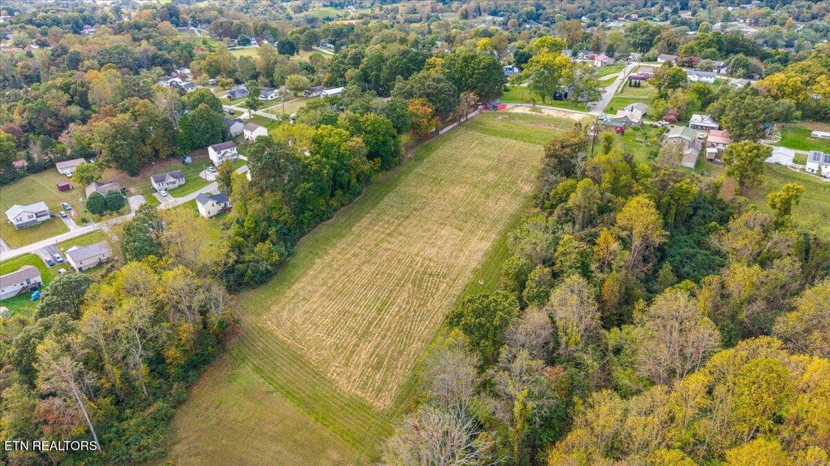18-W Hemlock St - 109 W Kentucky Ave, LaFollette, TN 37766