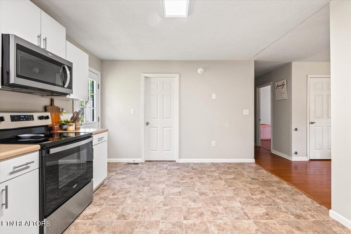 20-146 Sandy Hill Rd - 146 Sandy Hill Rd, LaFollette, TN 37766