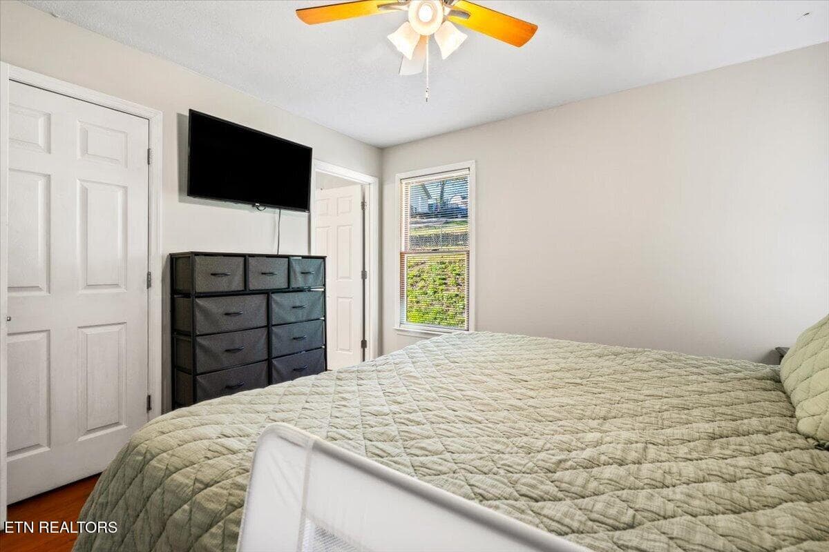 34-146 Sandy Hill Rd - 146 Sandy Hill Rd, LaFollette, TN 37766