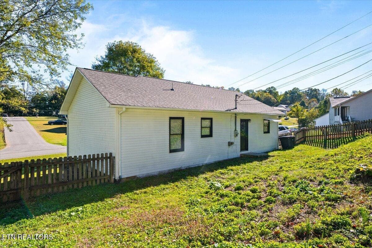 41-146 Sandy Hill Rd - 146 Sandy Hill Rd, LaFollette, TN 37766