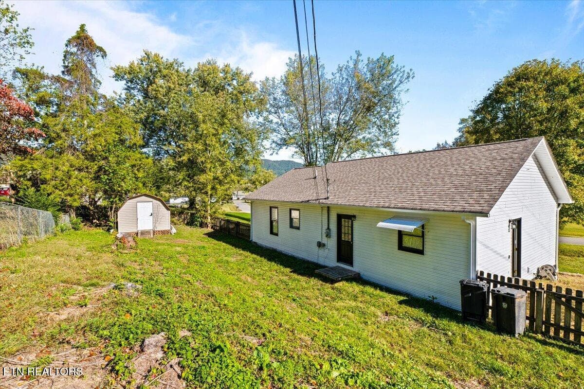 42-146 Sandy Hill Rd - 146 Sandy Hill Rd, LaFollette, TN 37766