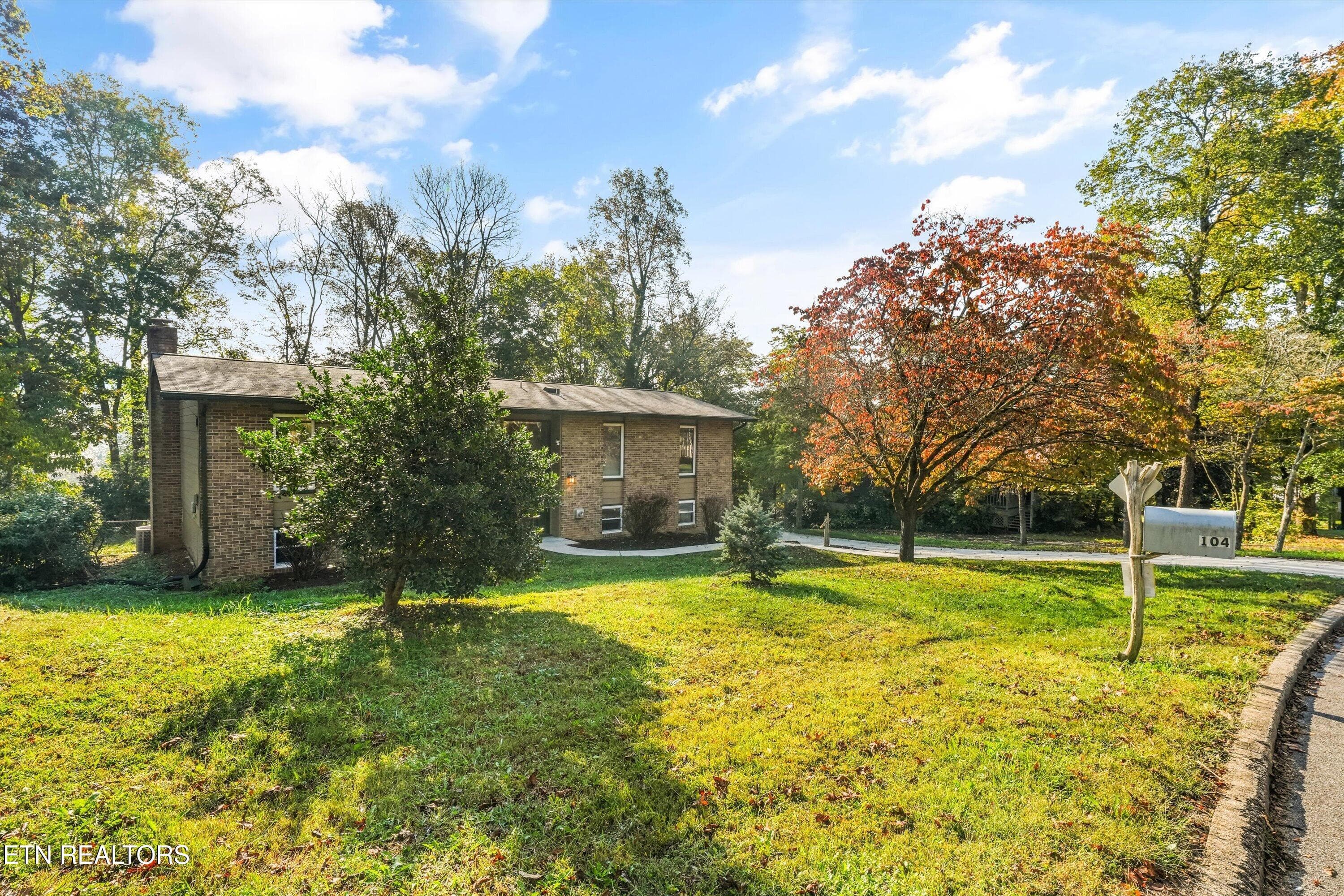 05-104 Newport Dr51 - 104 Newport Drive, Oak Ridge, TN 37830