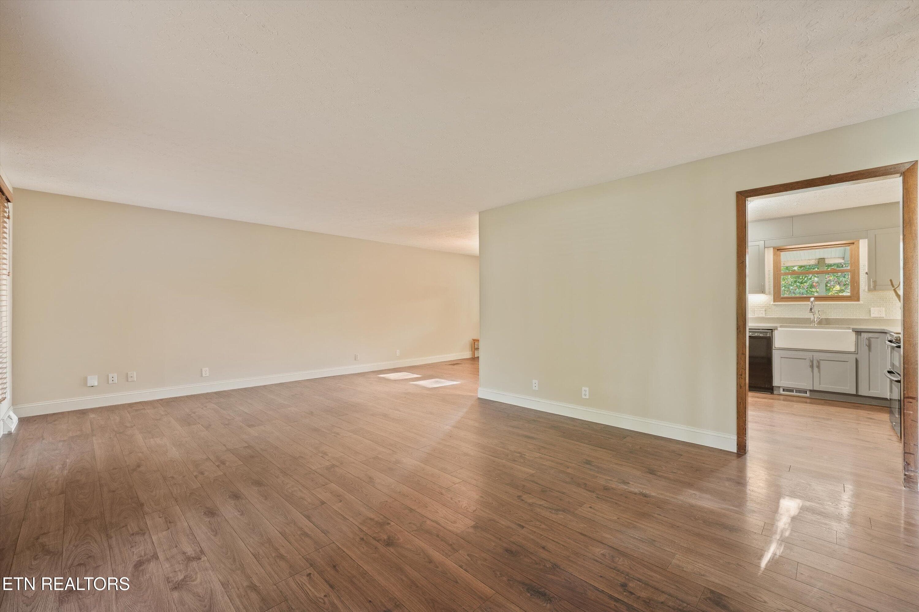 08-104 Newport Dr04 - 104 Newport Drive, Oak Ridge, TN 37830