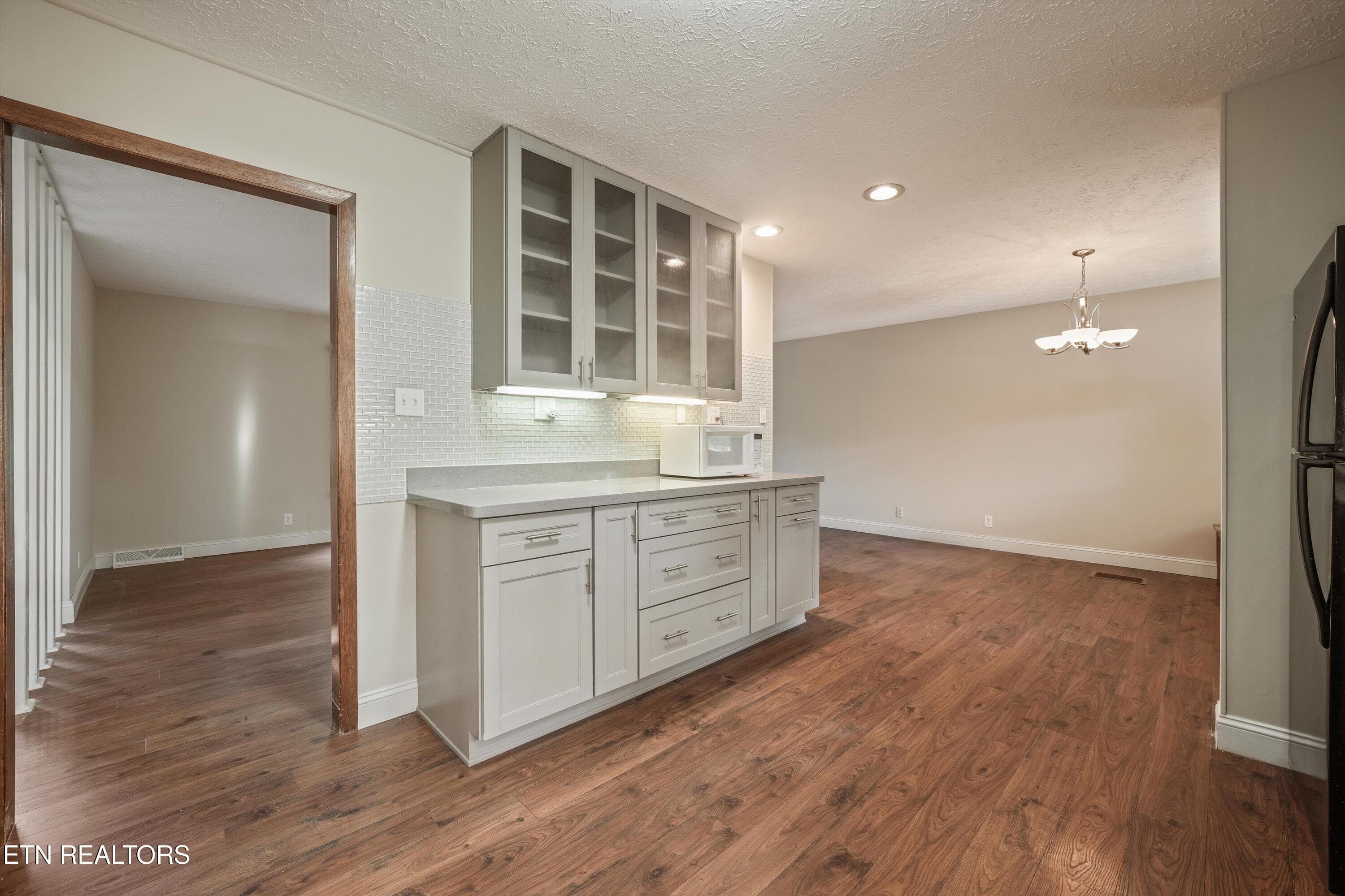 18-104 Newport Dr14 - 104 Newport Drive, Oak Ridge, TN 37830