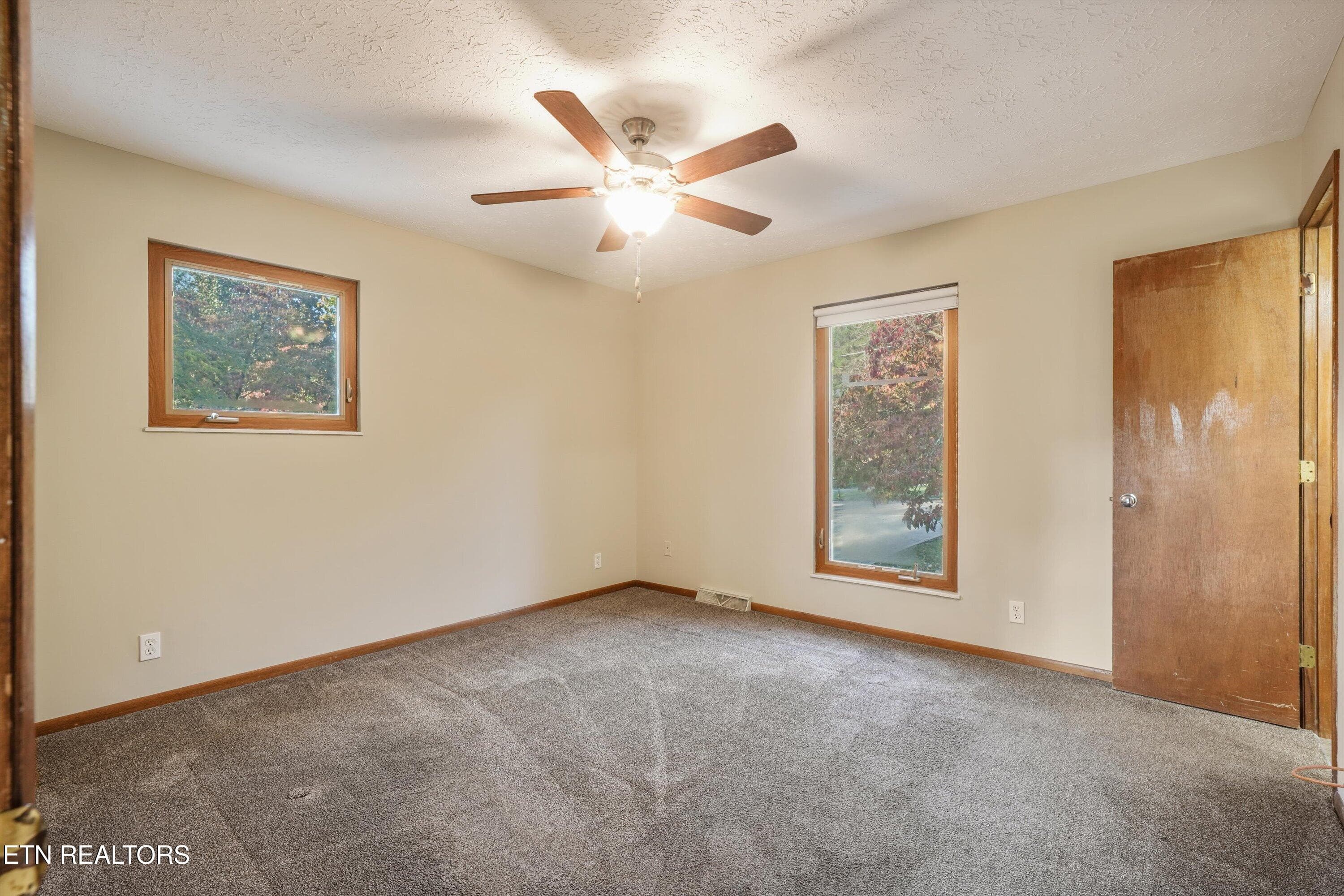 25-104 Newport Dr21 - 104 Newport Drive, Oak Ridge, TN 37830