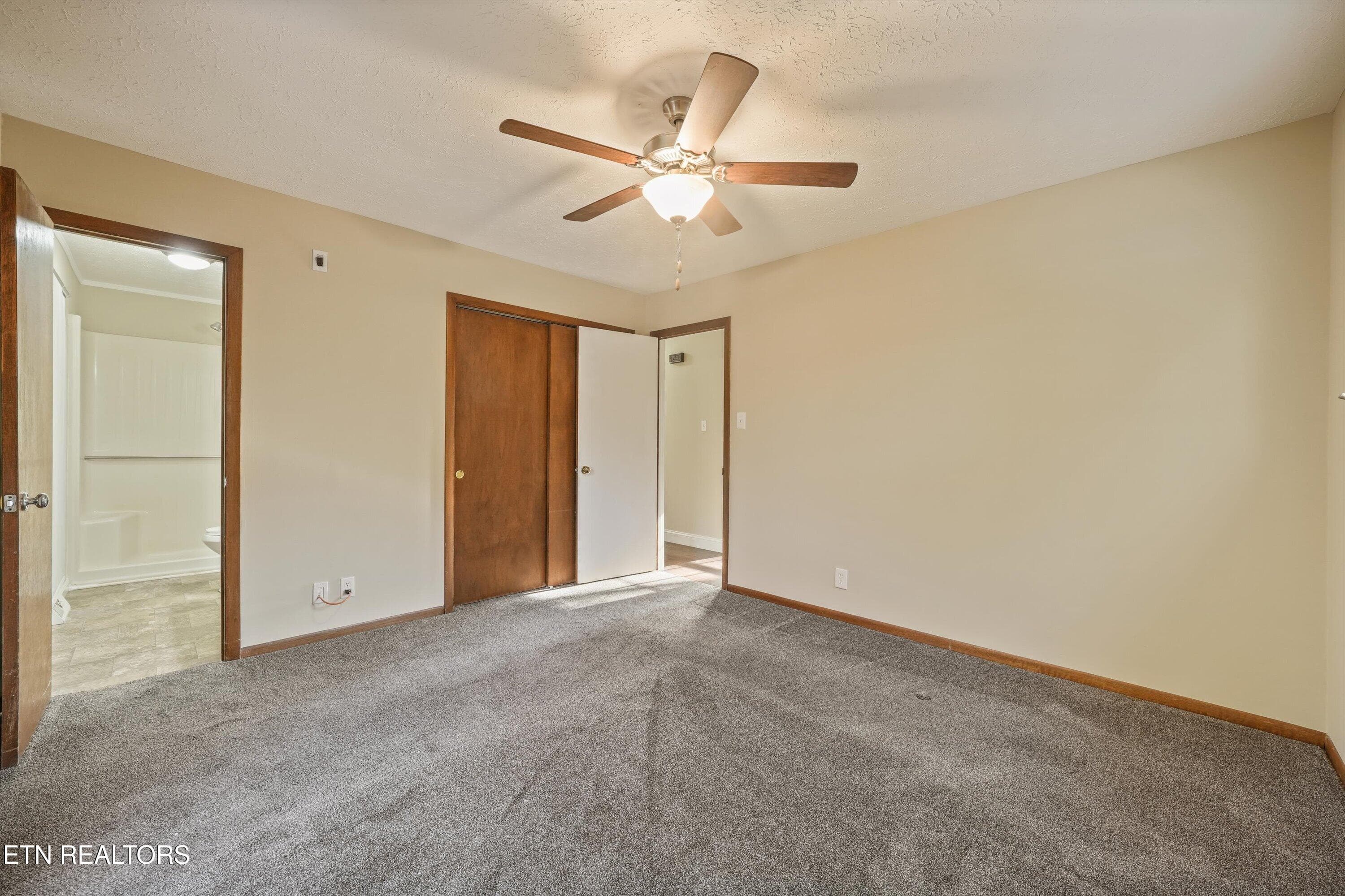26-104 Newport Dr22 - 104 Newport Drive, Oak Ridge, TN 37830