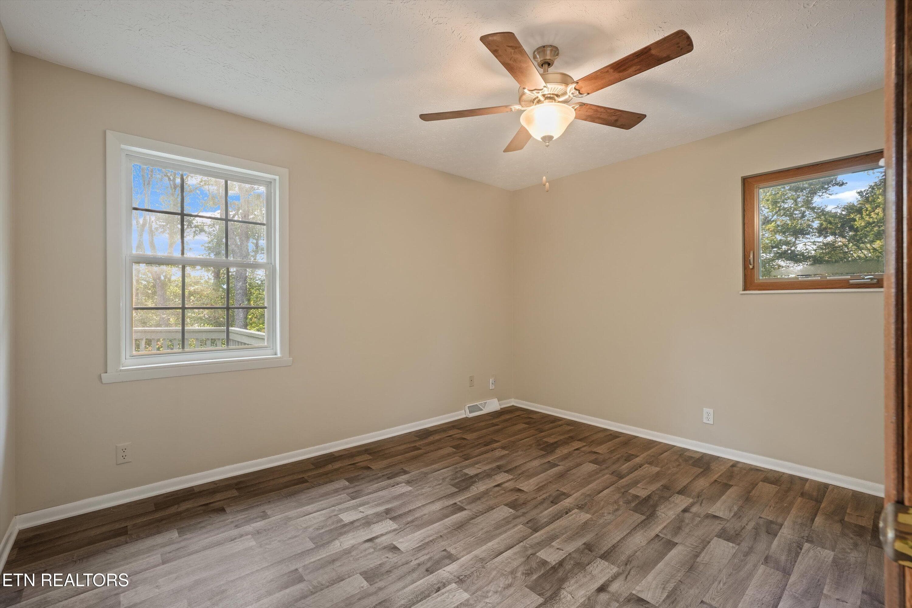 28-104 Newport Dr24 - 104 Newport Drive, Oak Ridge, TN 37830