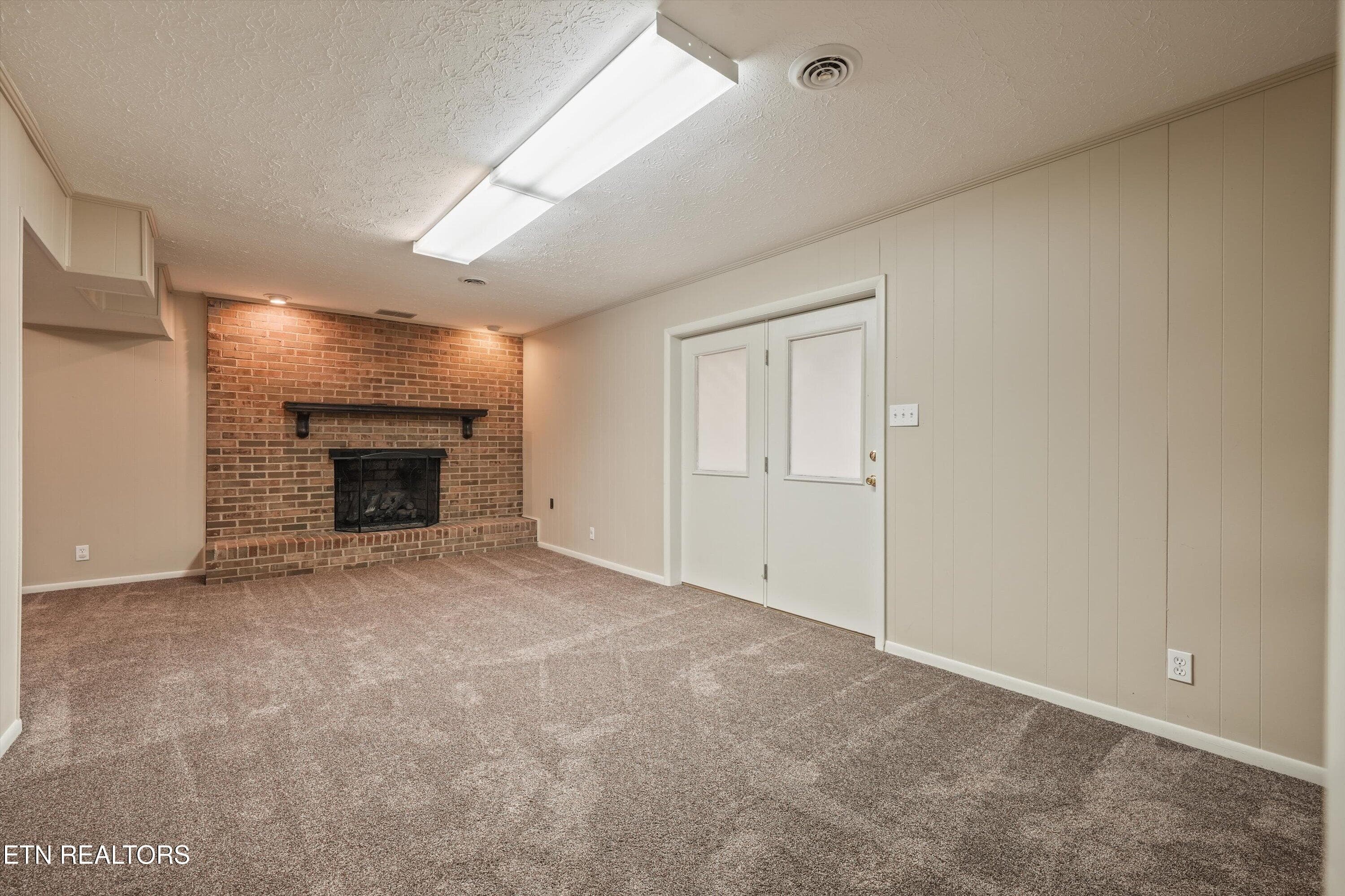 33-104 Newport Dr30 - 104 Newport Drive, Oak Ridge, TN 37830