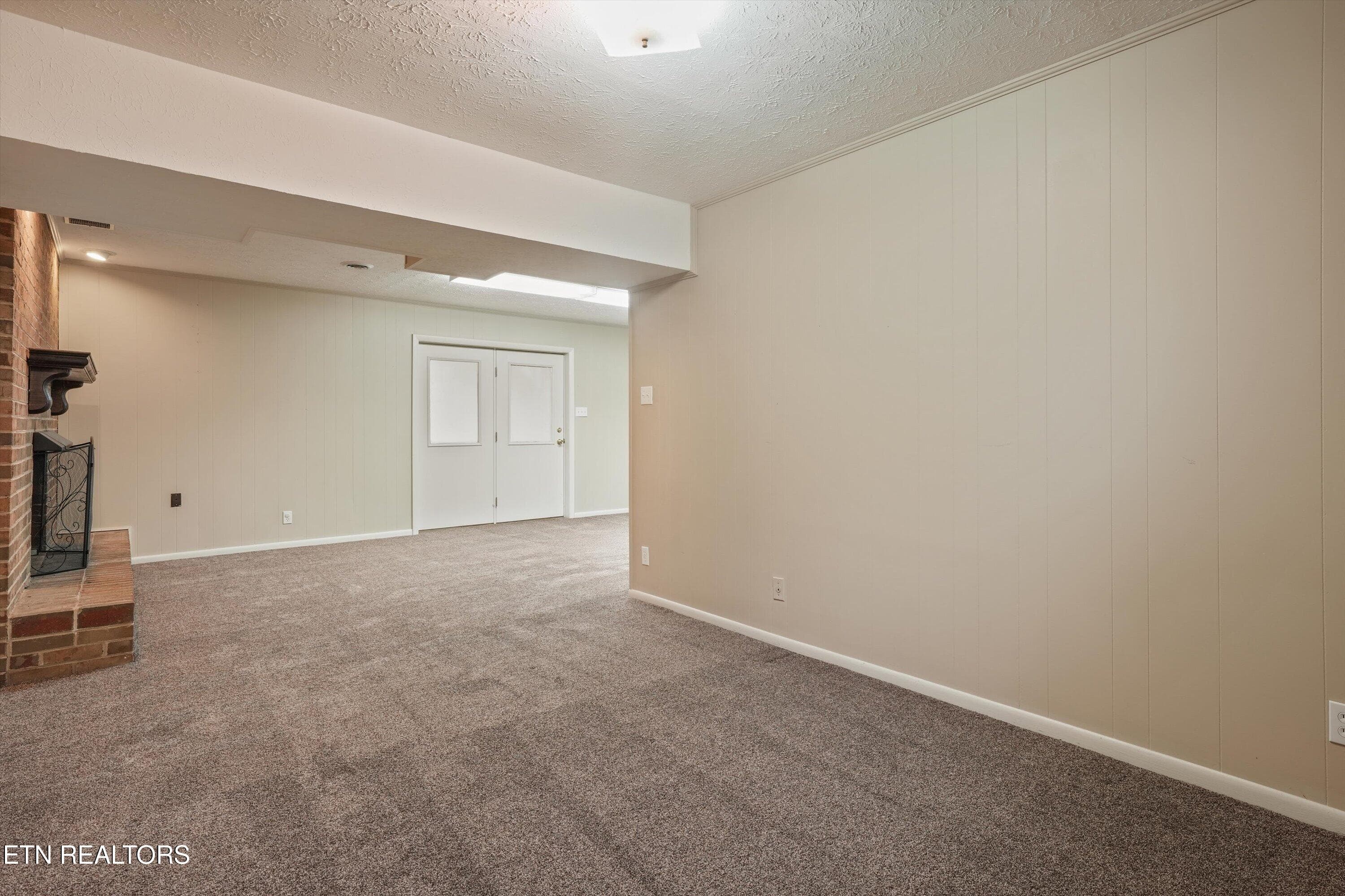 39-104 Newport Dr36 - 104 Newport Drive, Oak Ridge, TN 37830