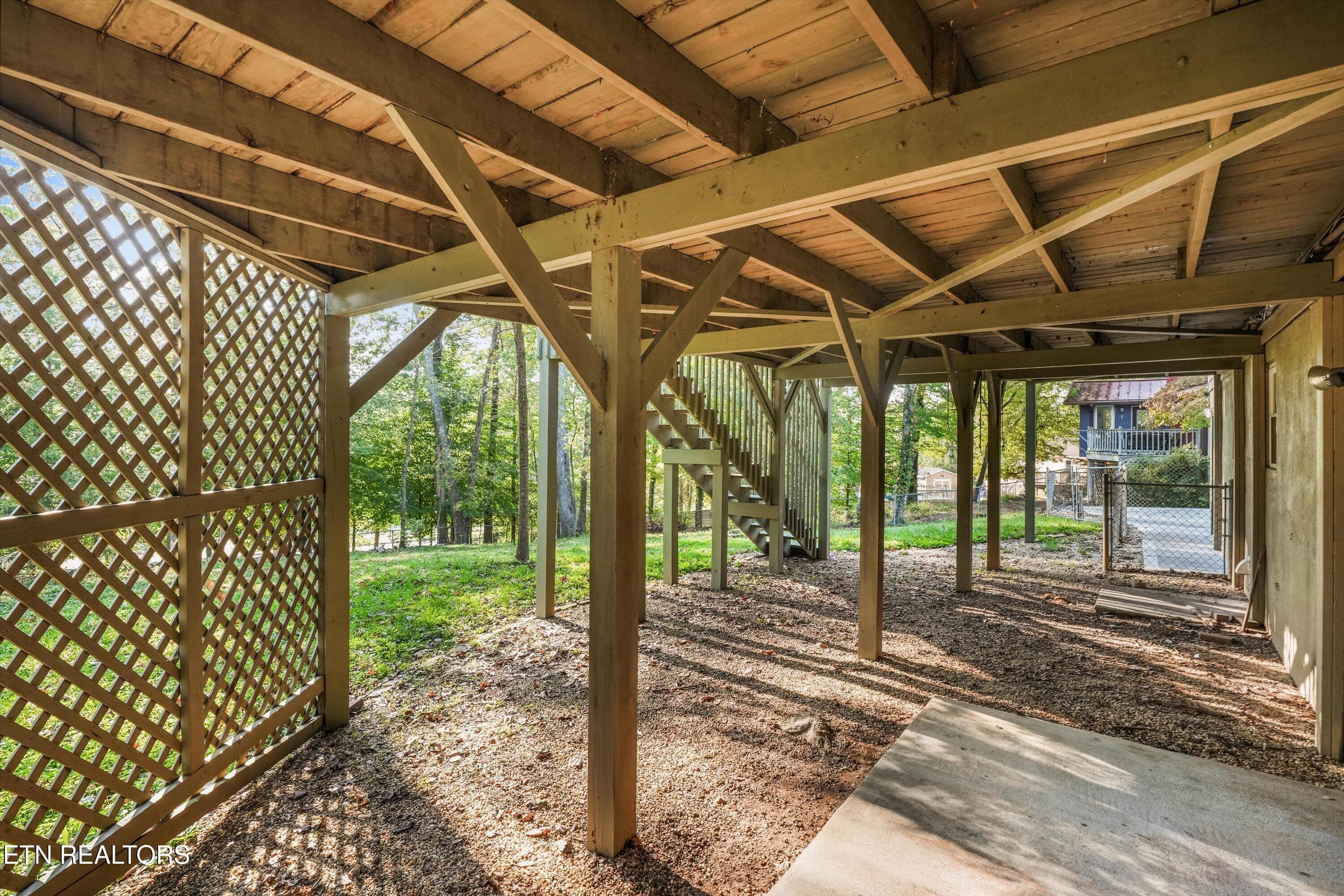 42-104 Newport Dr39 - 104 Newport Drive, Oak Ridge, TN 37830