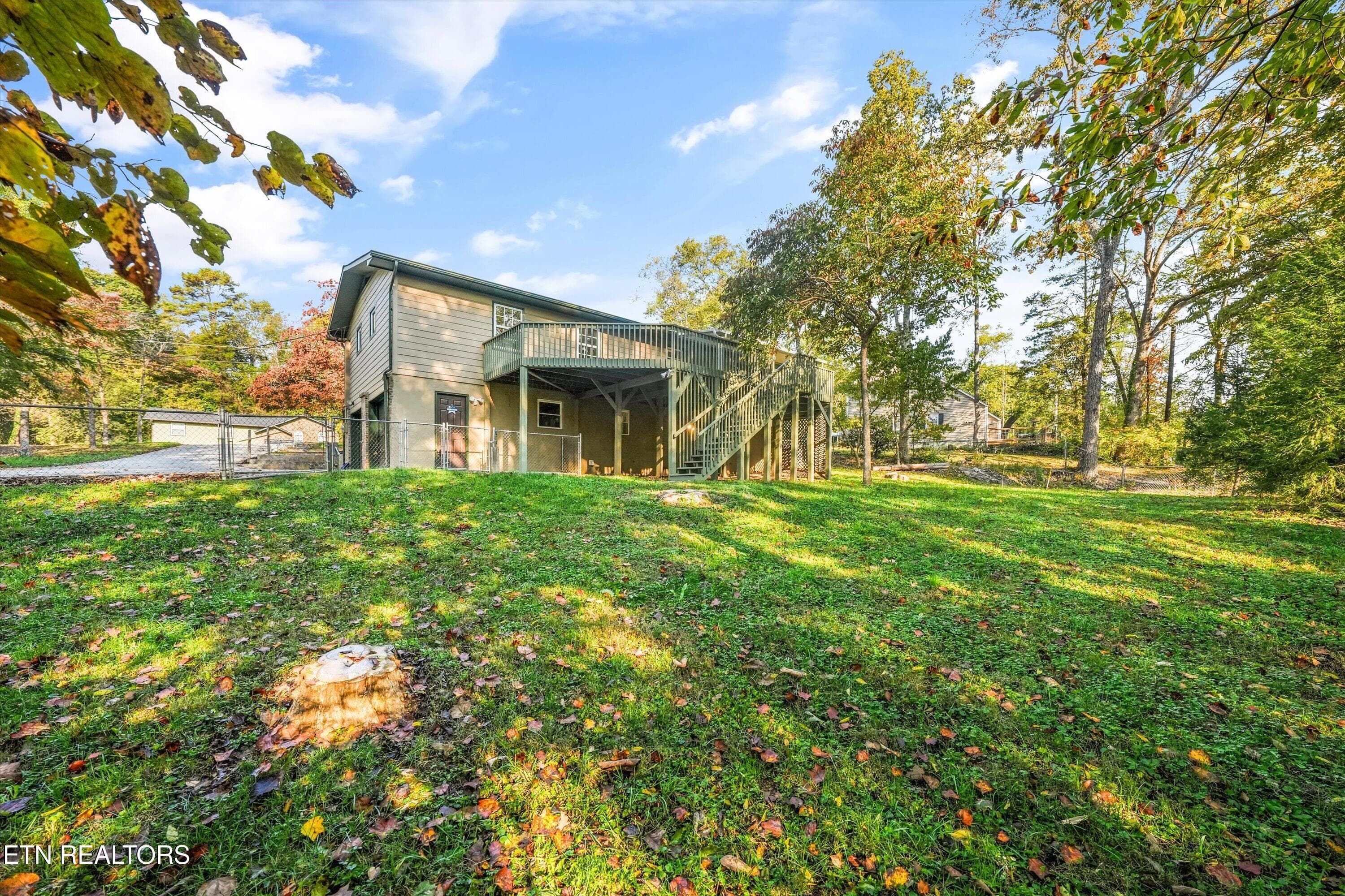 51-104 Newport Dr41 - 104 Newport Drive, Oak Ridge, TN 37830