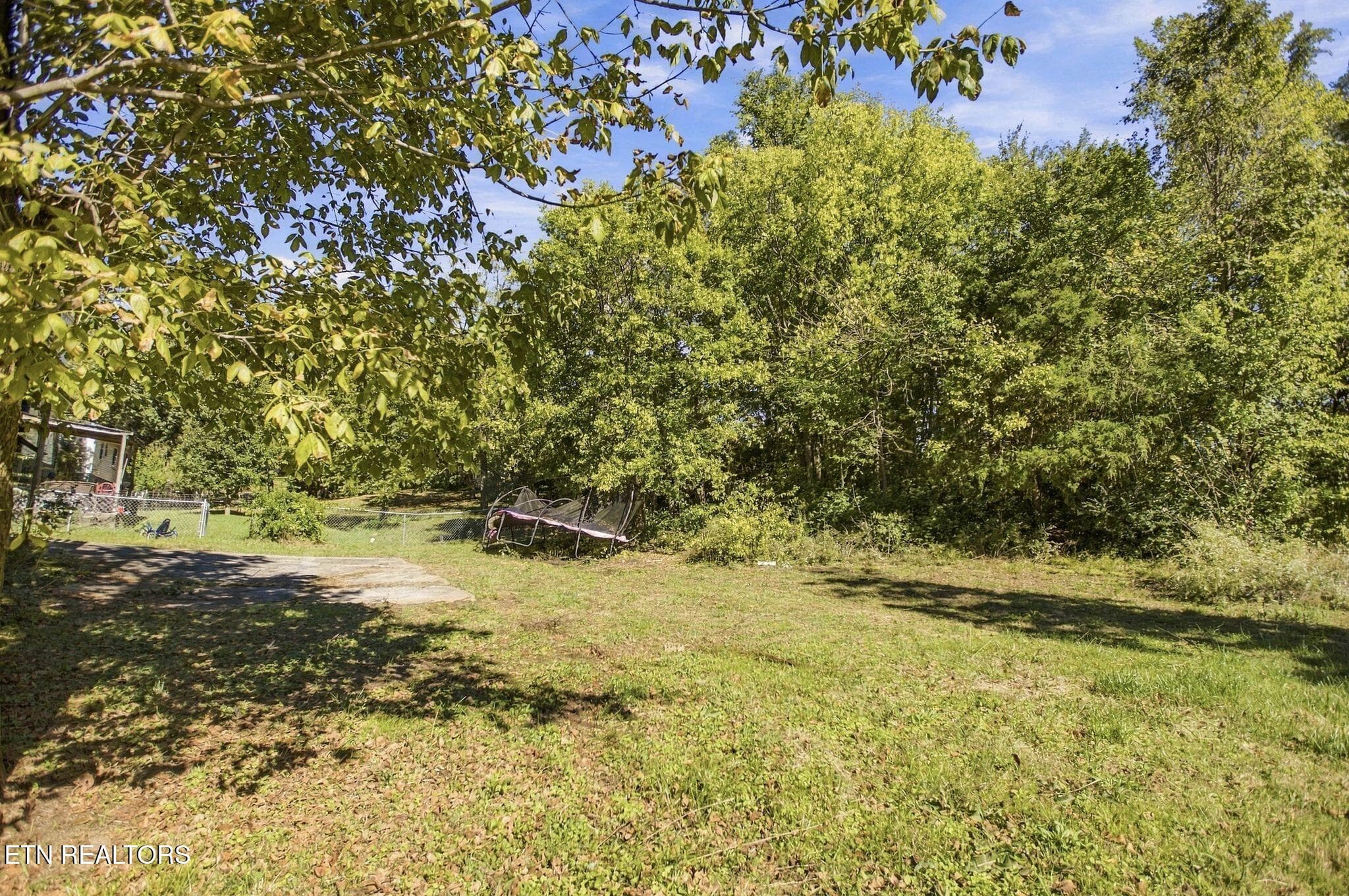 326 Grady Rd-37 - 326 Grady Rd, Etowah, TN 37331