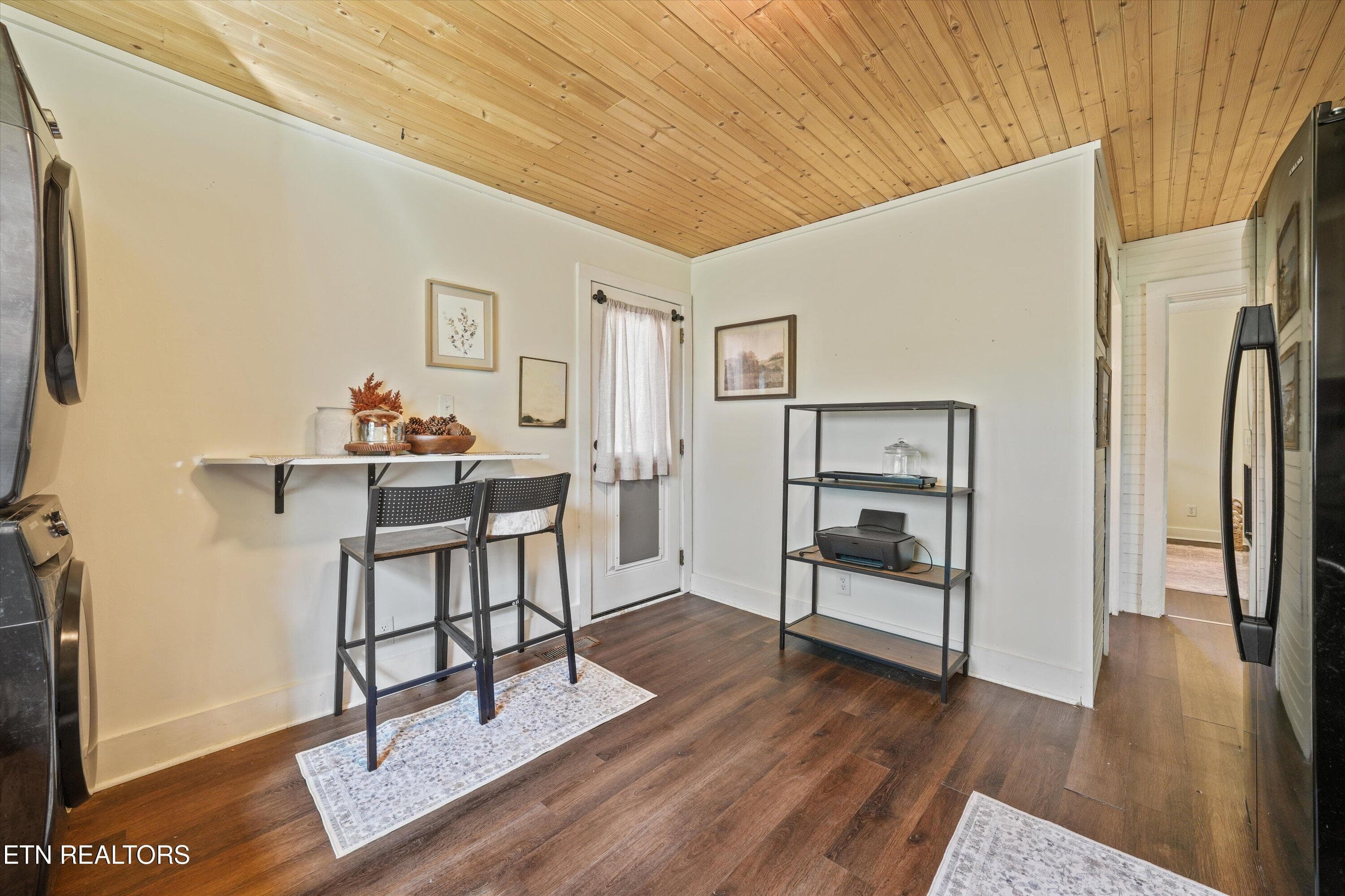 26-626 N White Pine Rd43 - 626 N White Pine Rd, Talbott, TN 37877