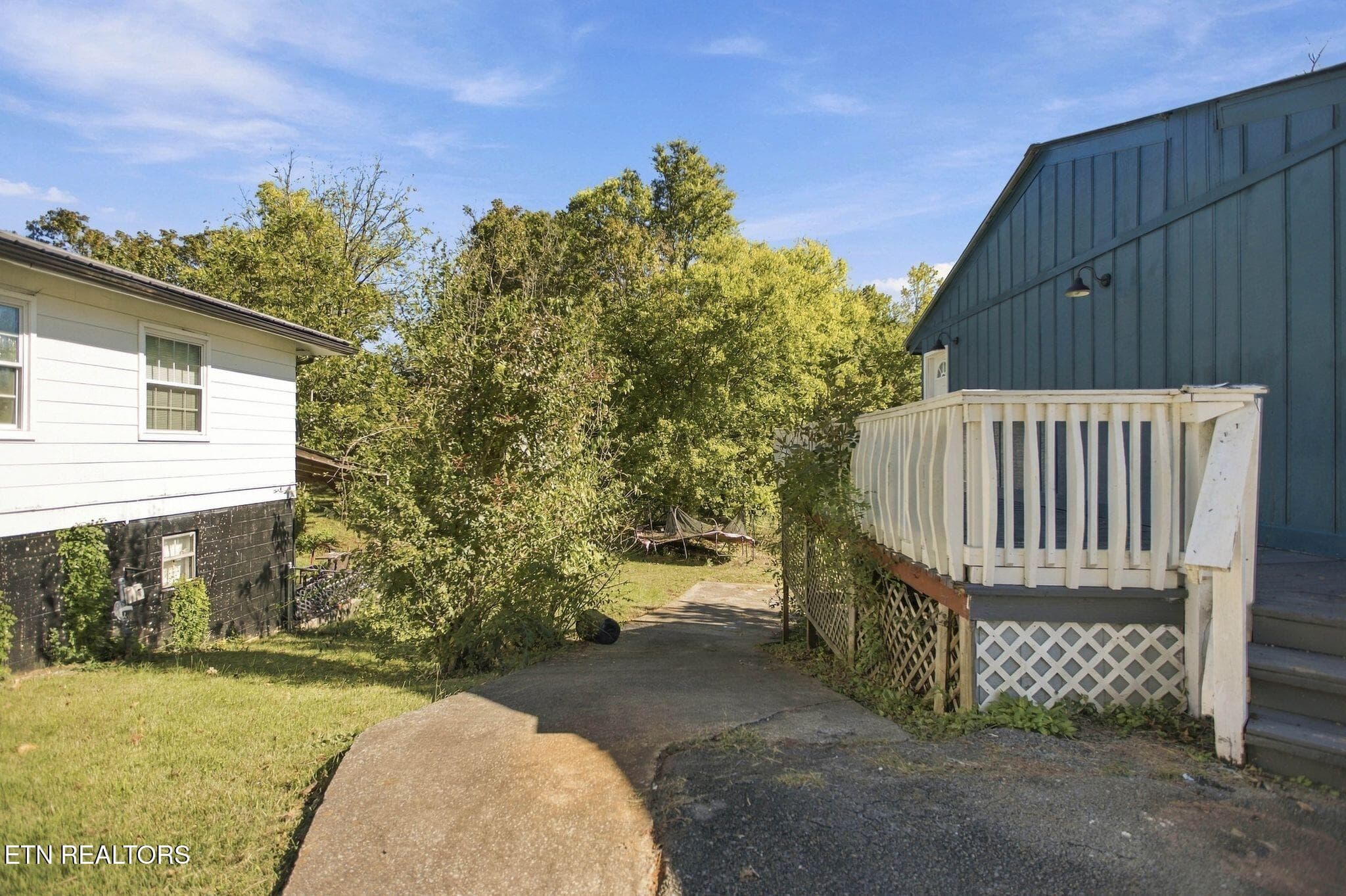 326 Grady Rd-33 - 326 Grady Rd, Etowah, TN 37331