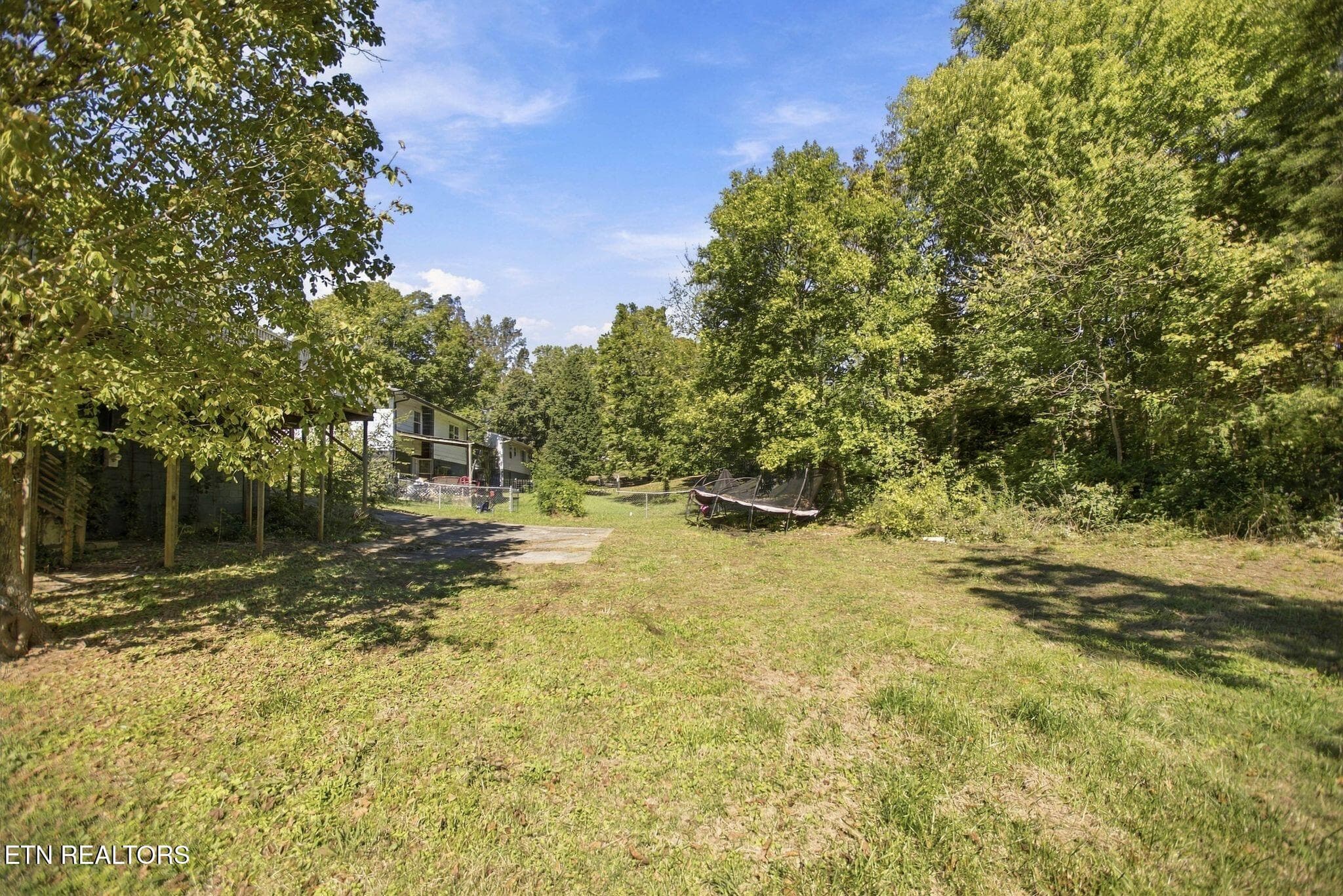 326 Grady Rd-38 - 326 Grady Rd, Etowah, TN 37331