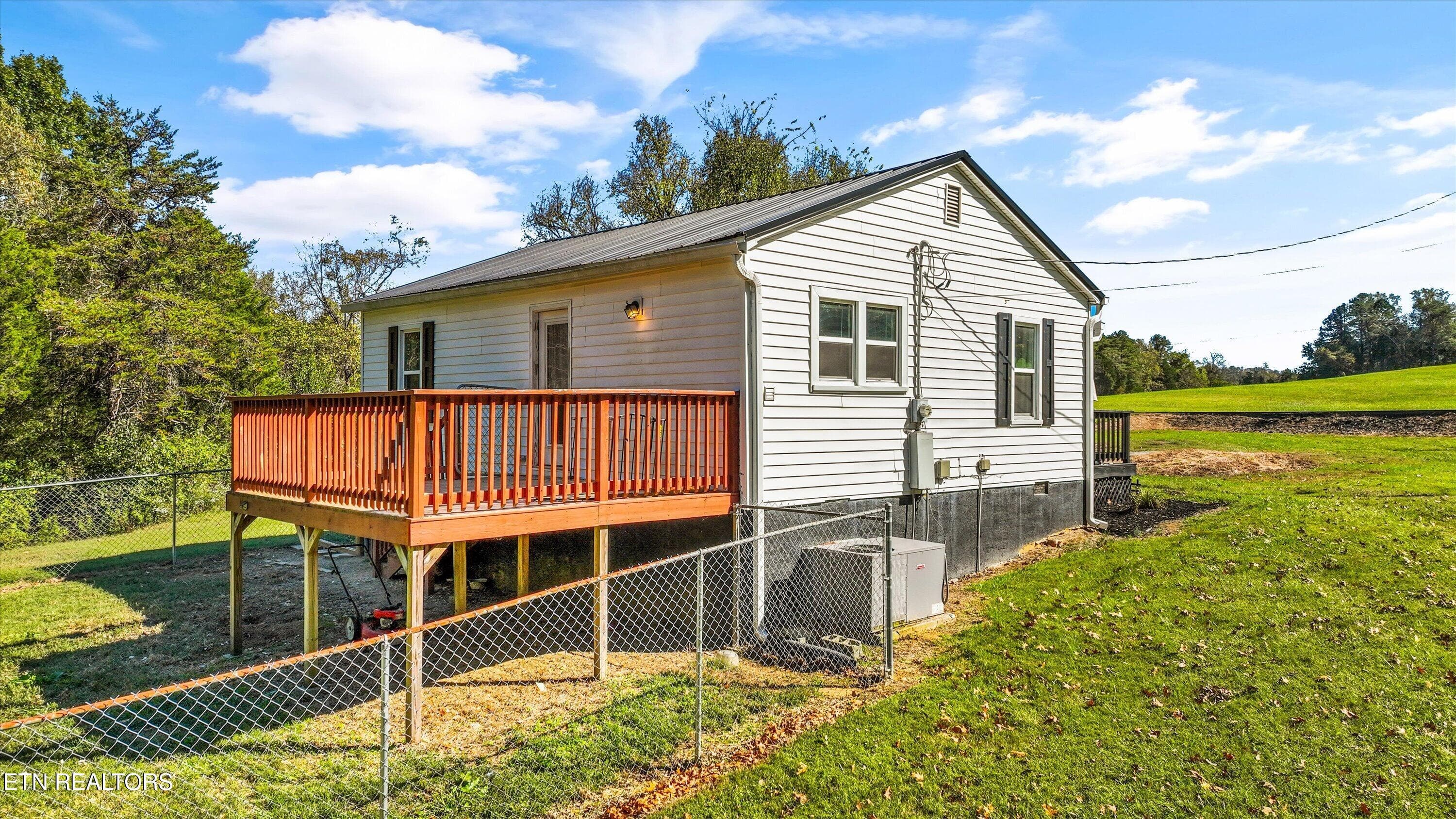 31-626 N White Pine Rd08 - 626 N White Pine Rd, Talbott, TN 37877