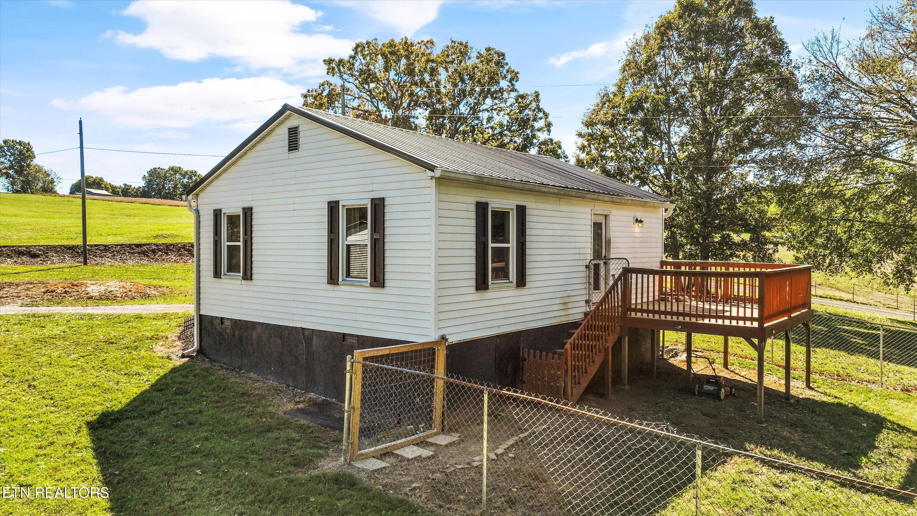 32-626 N White Pine Rd10 - 626 N White Pine Rd, Talbott, TN 37877