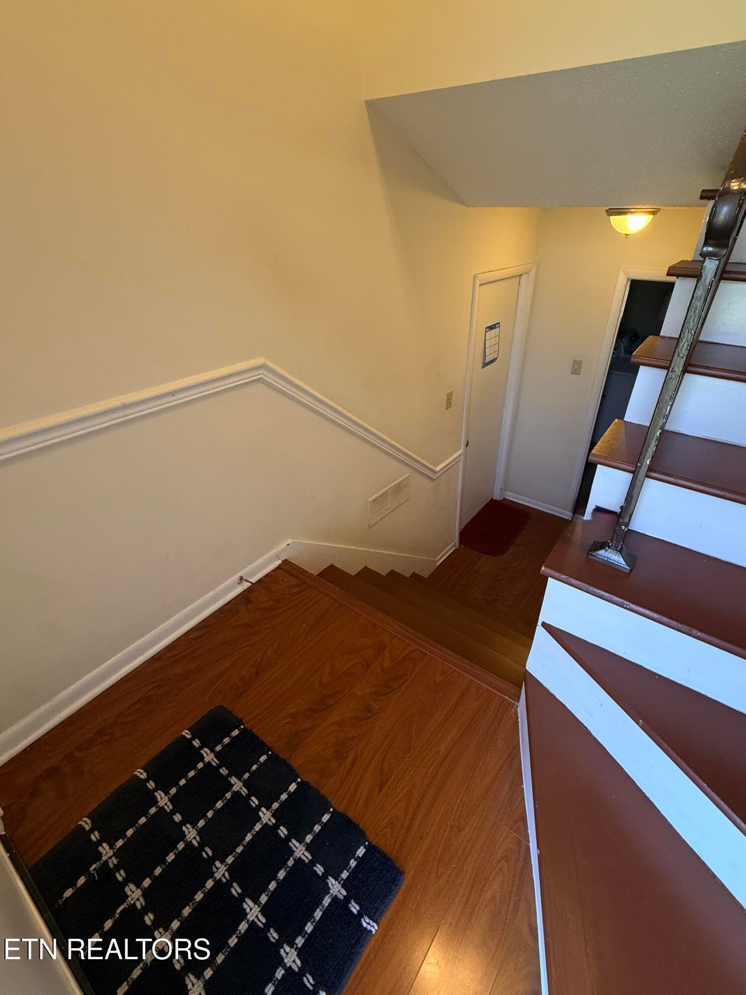 IMG_5385 - 1819 Strathmore Rd, Knoxville, TN 37922