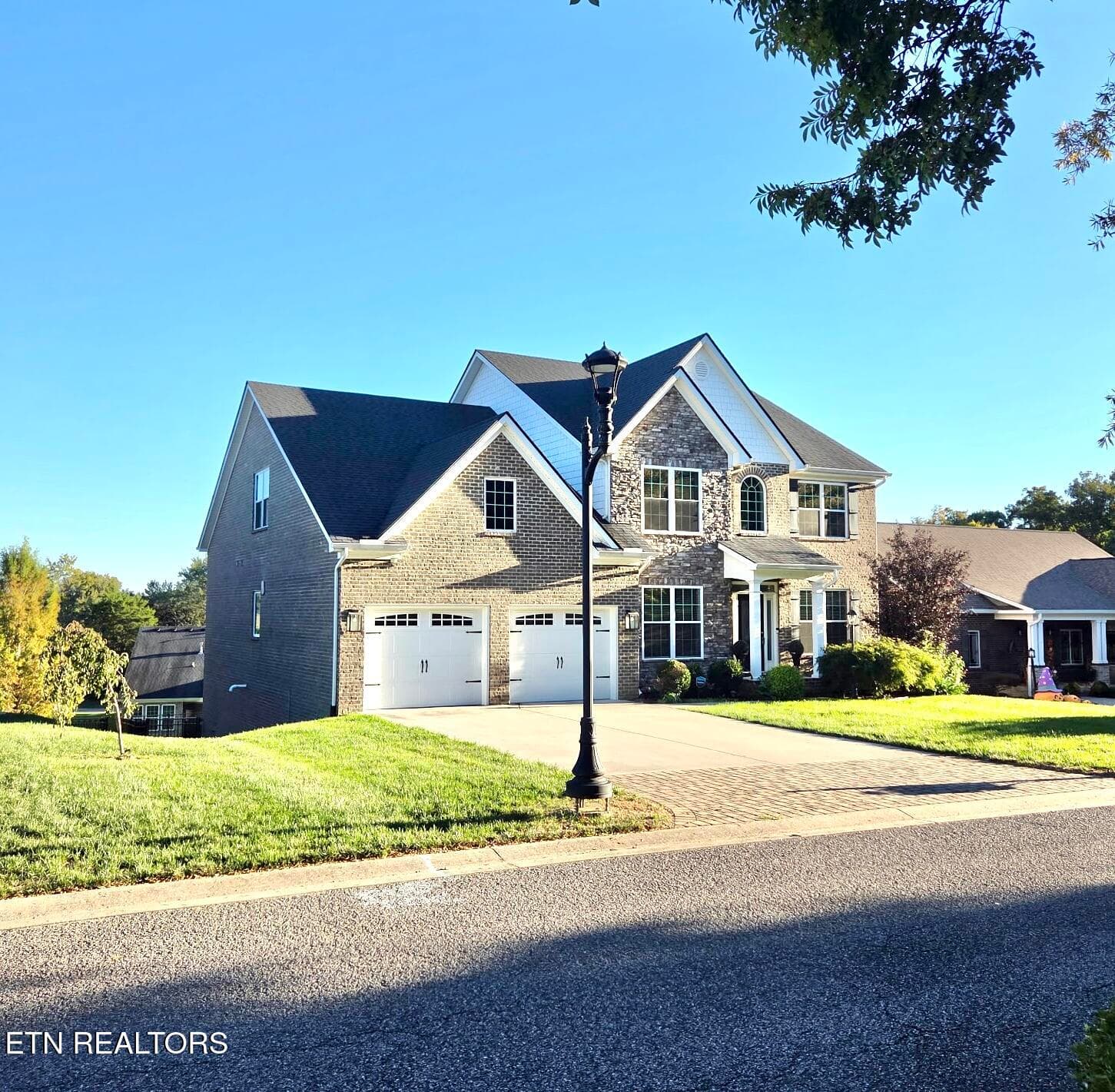 front - 1027 Prince George Parish Drive, Knoxville, TN 37934