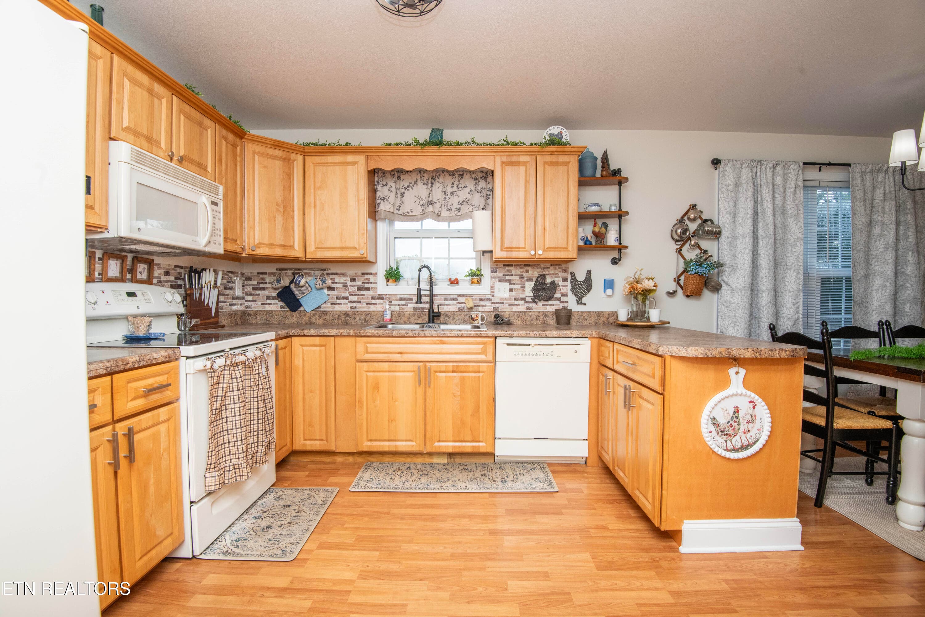 kitchen 8 - 719 Rocky Springs Rd, Madisonville, TN 37354