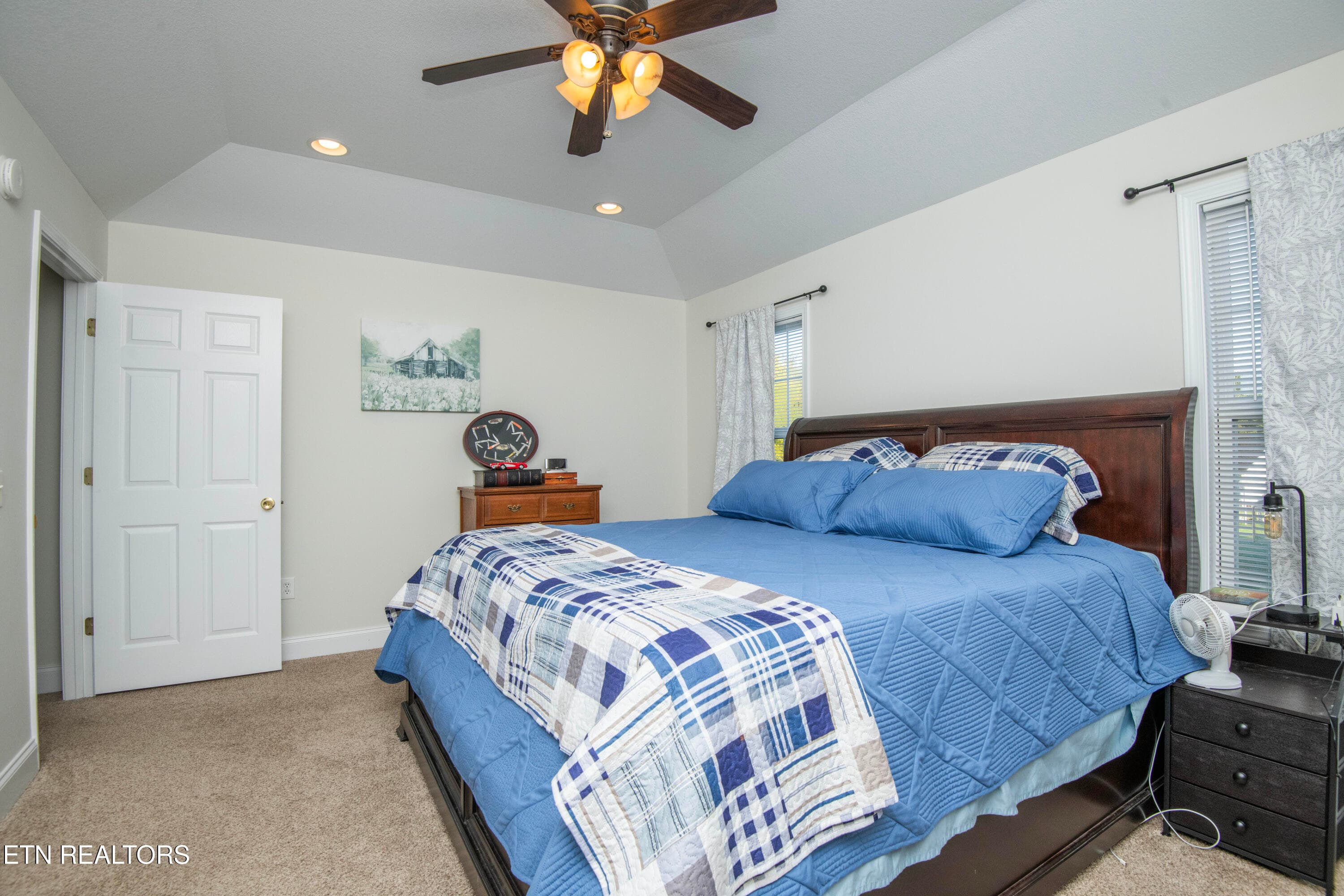 master bed 1 - 719 Rocky Springs Rd, Madisonville, TN 37354