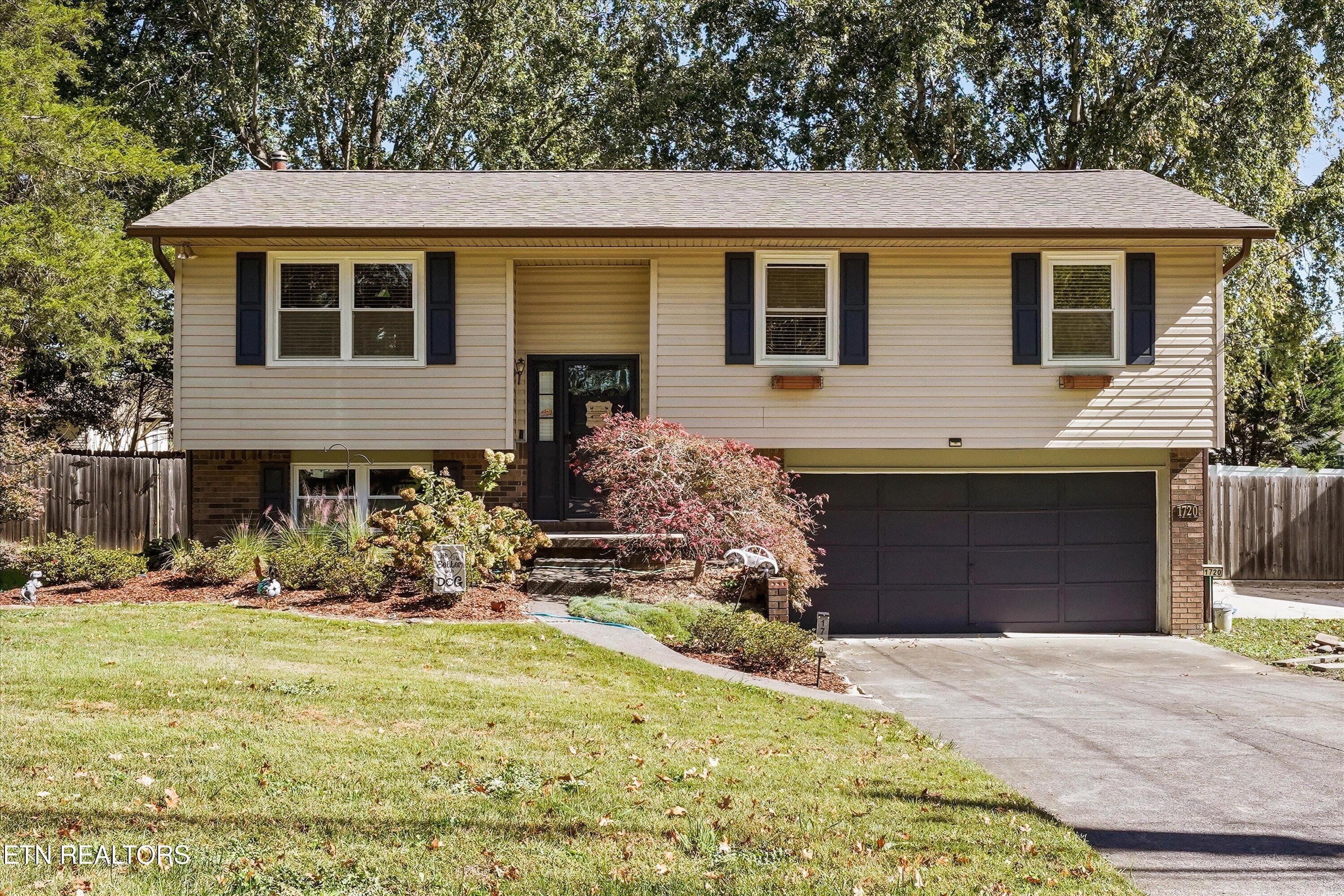 1720 Campfire Drive, Knoxville, TN 37931