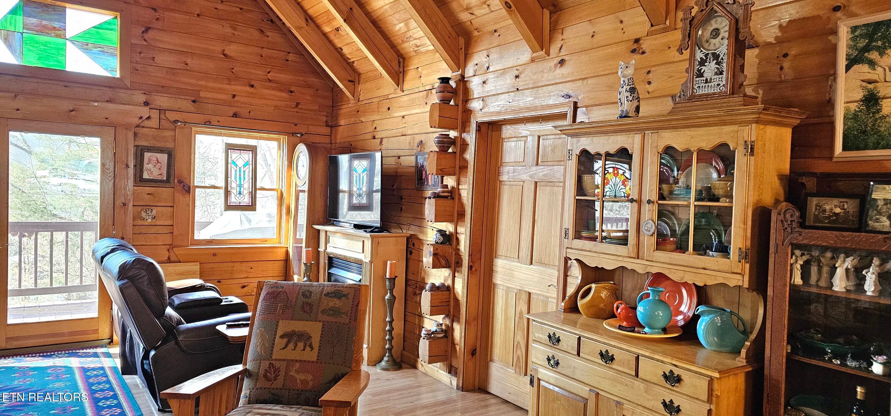 Great Room - 102 Curtis Circle, Kingston, TN 37763
