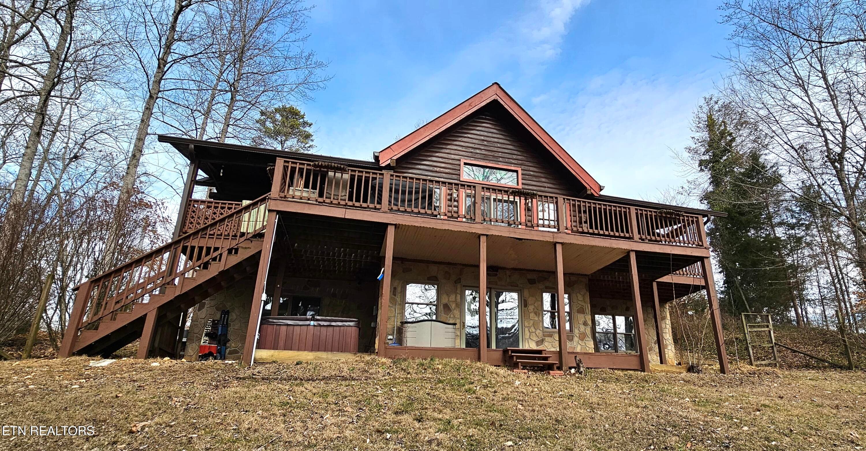 Back with Deck - 102 Curtis Circle, Kingston, TN 37763