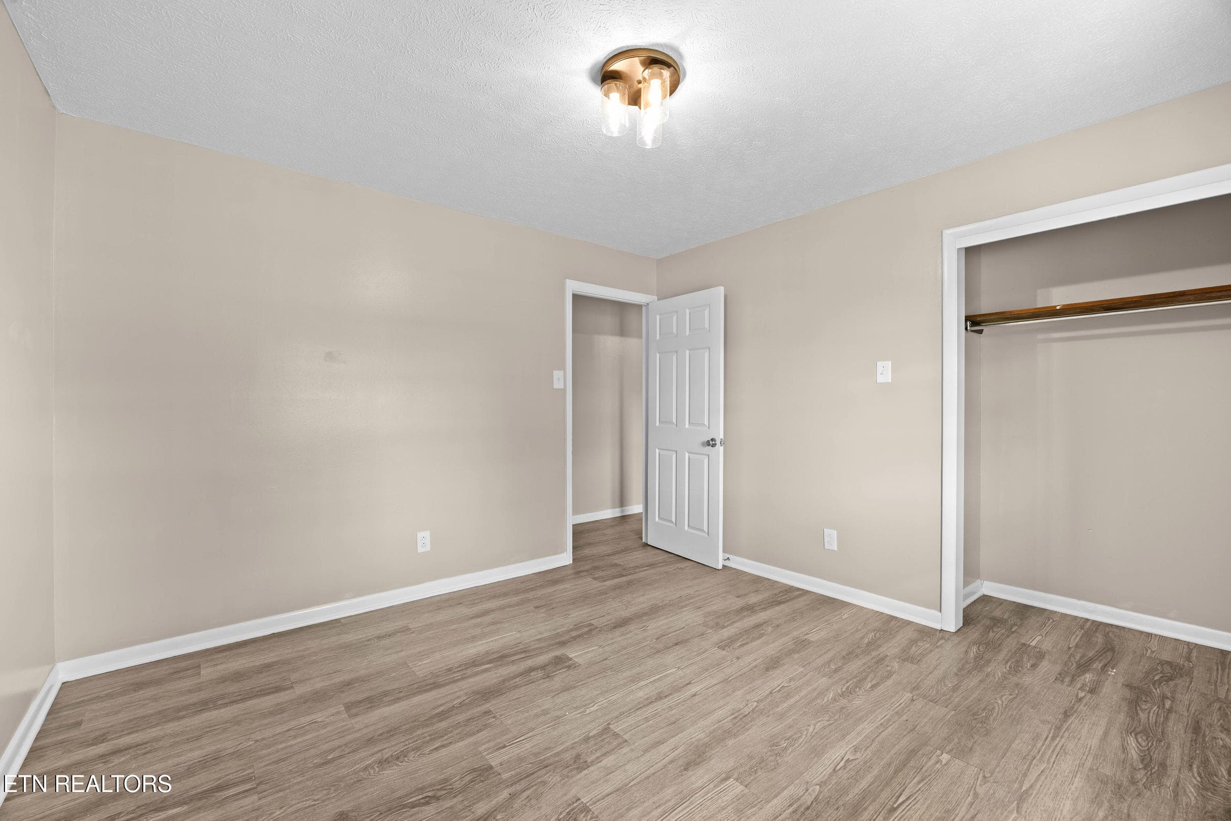 35_913 windermere circle-1-8 - 913 Windemere Circle, Maryville, TN 37804