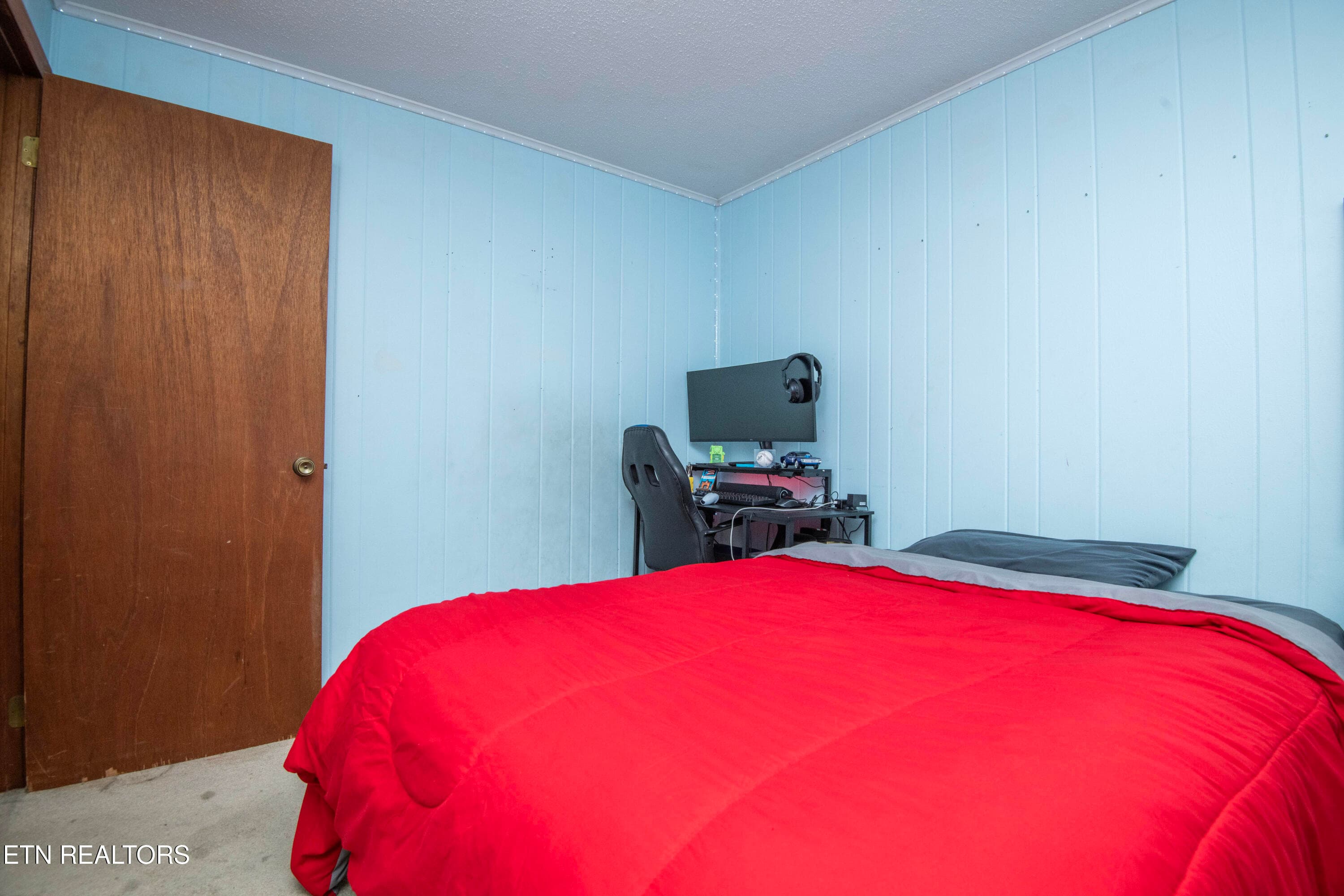 bed 2 - 760 Lafollette Drive, Maryville, TN 37801