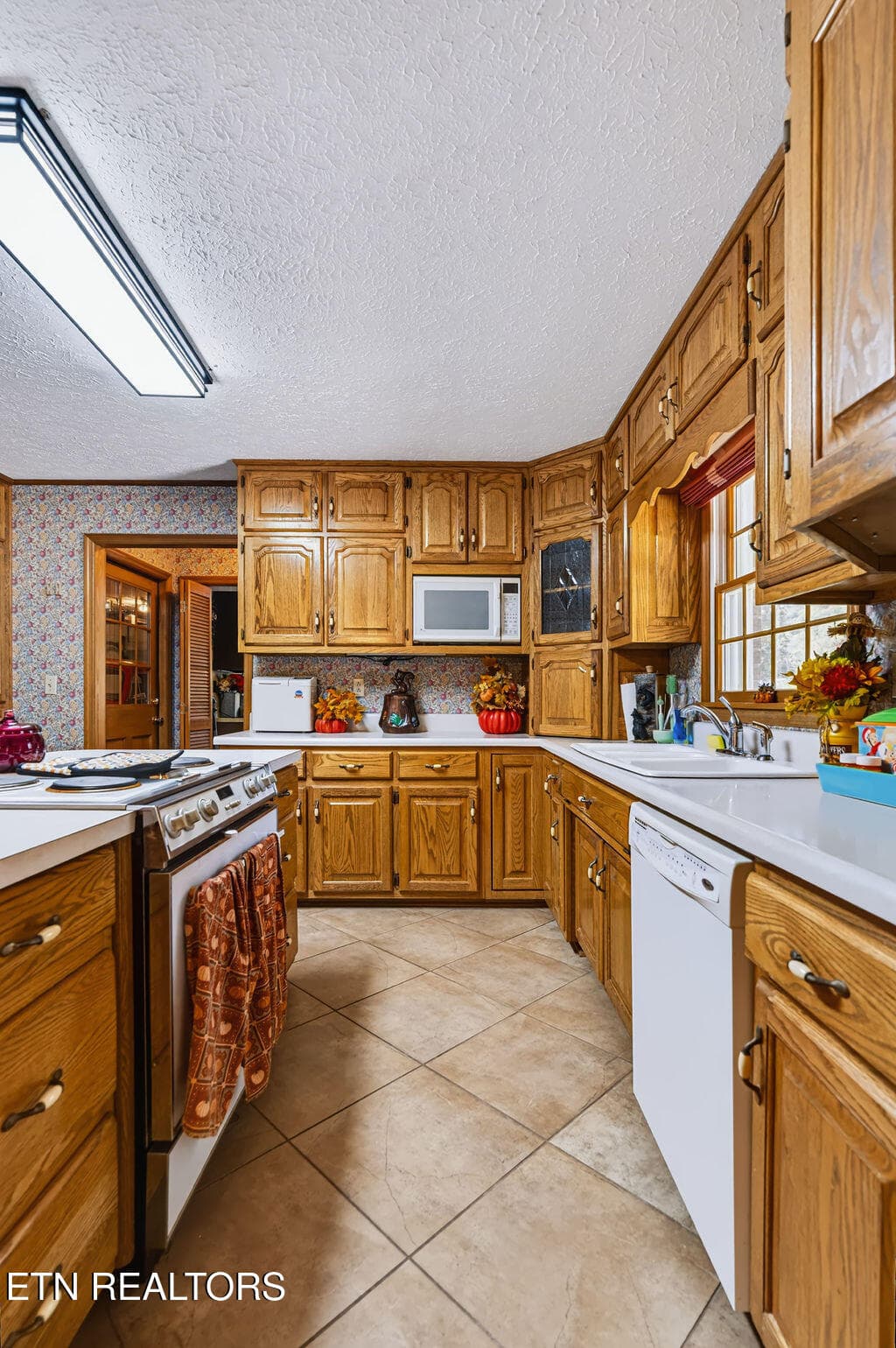 _DSC4257-HDR - 3114 Wearwood Drive, Sevierville, TN 37862