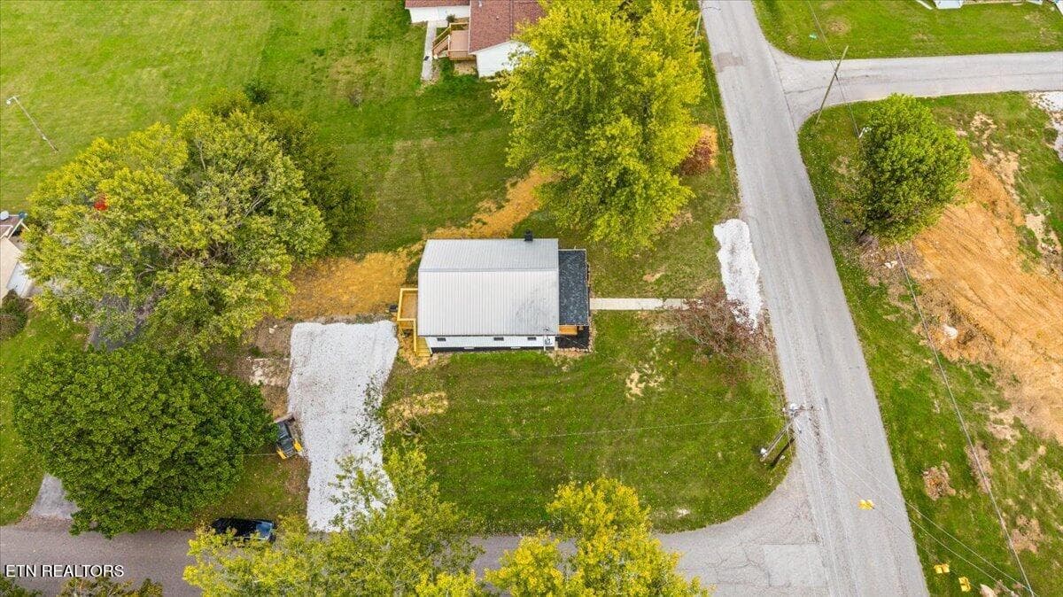 06-190 Butter and Egg Rd - 190 Butter and Egg Rd, Jacksboro, TN 37757