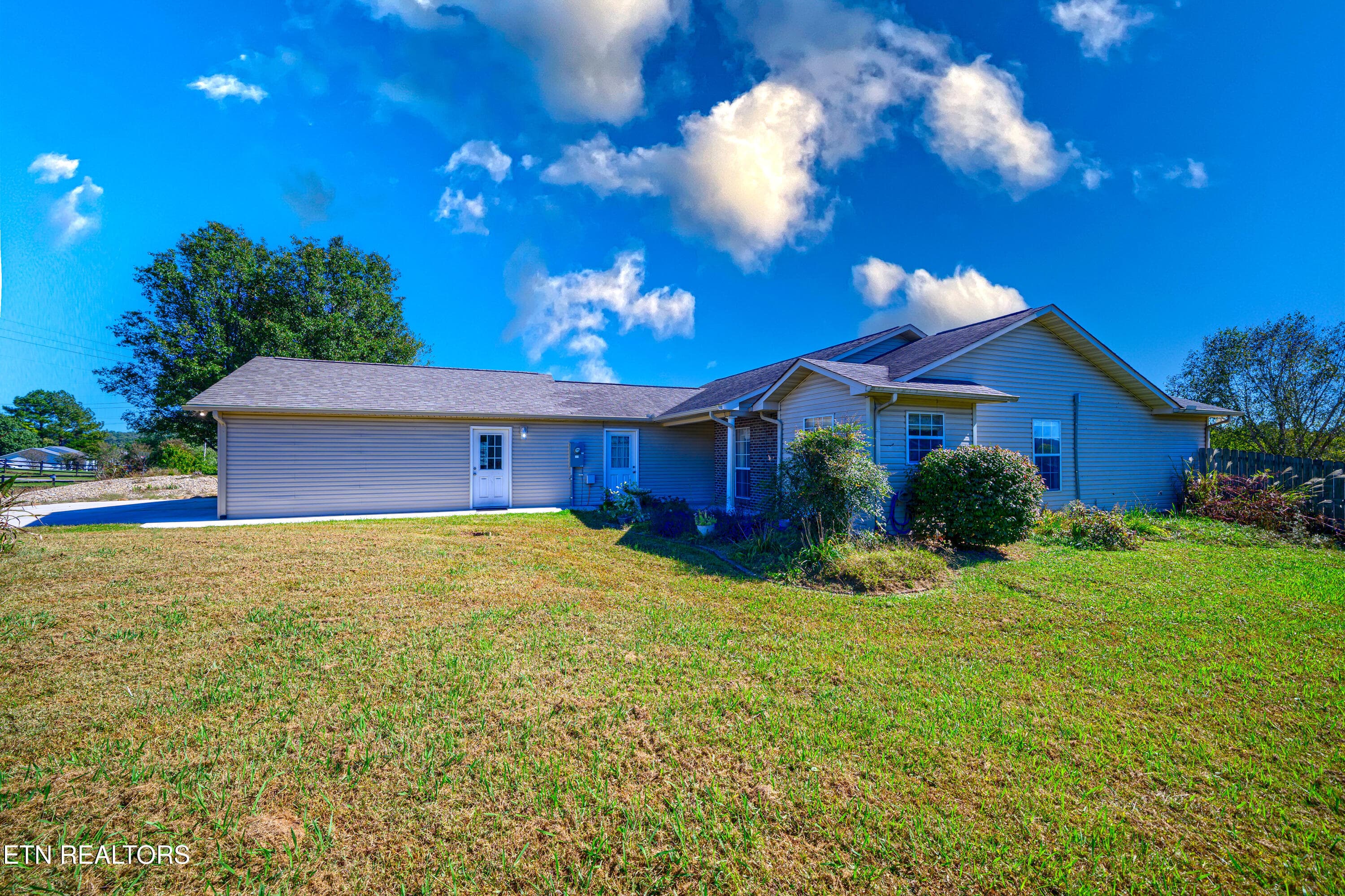 3 Exterior_19986 - 664 Ross Drive, Dandridge, TN 37725