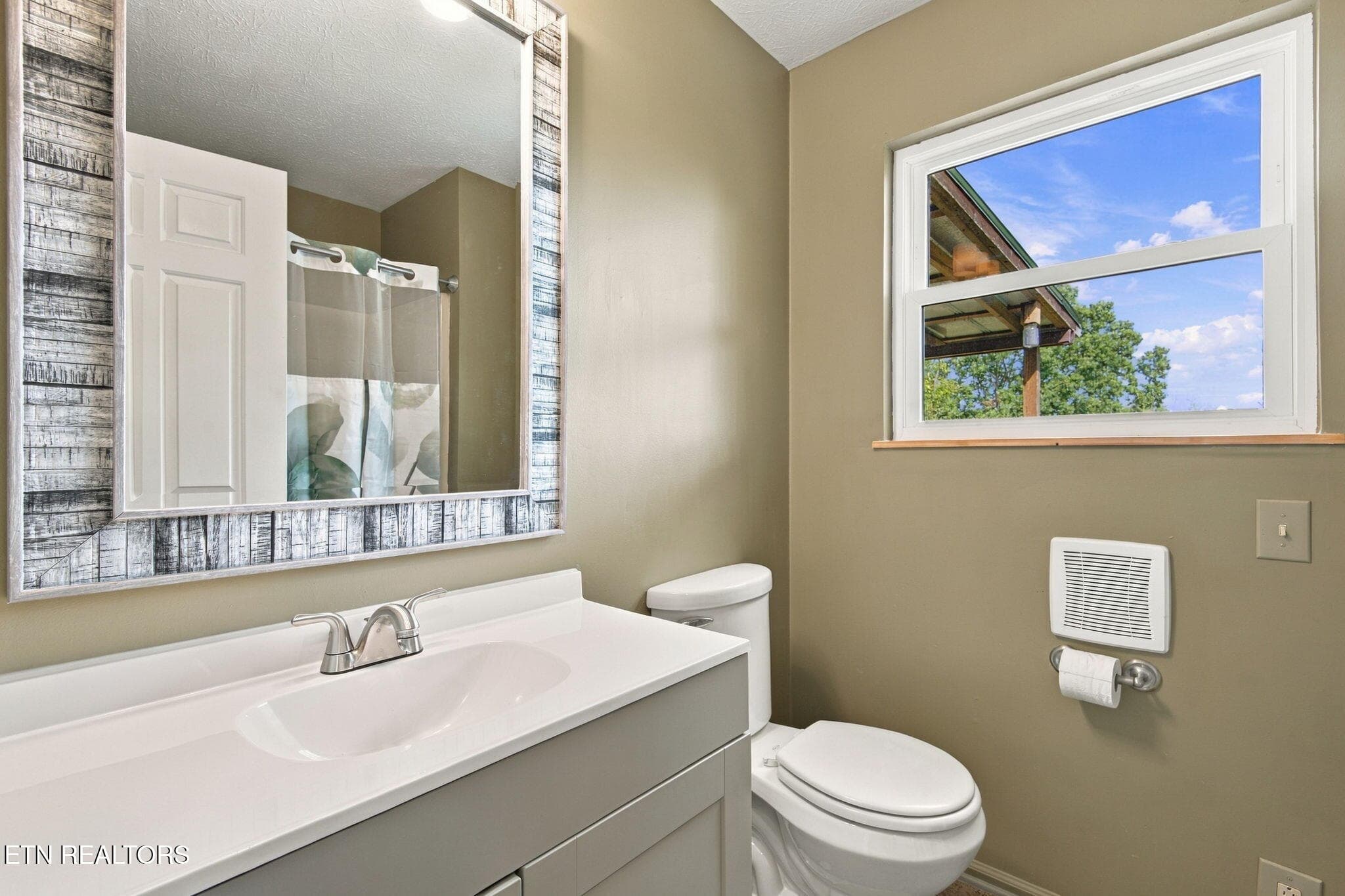 21-web-or-mls-021_DSC_0375 - 5614 Collette Rd, Knoxville, TN 37918