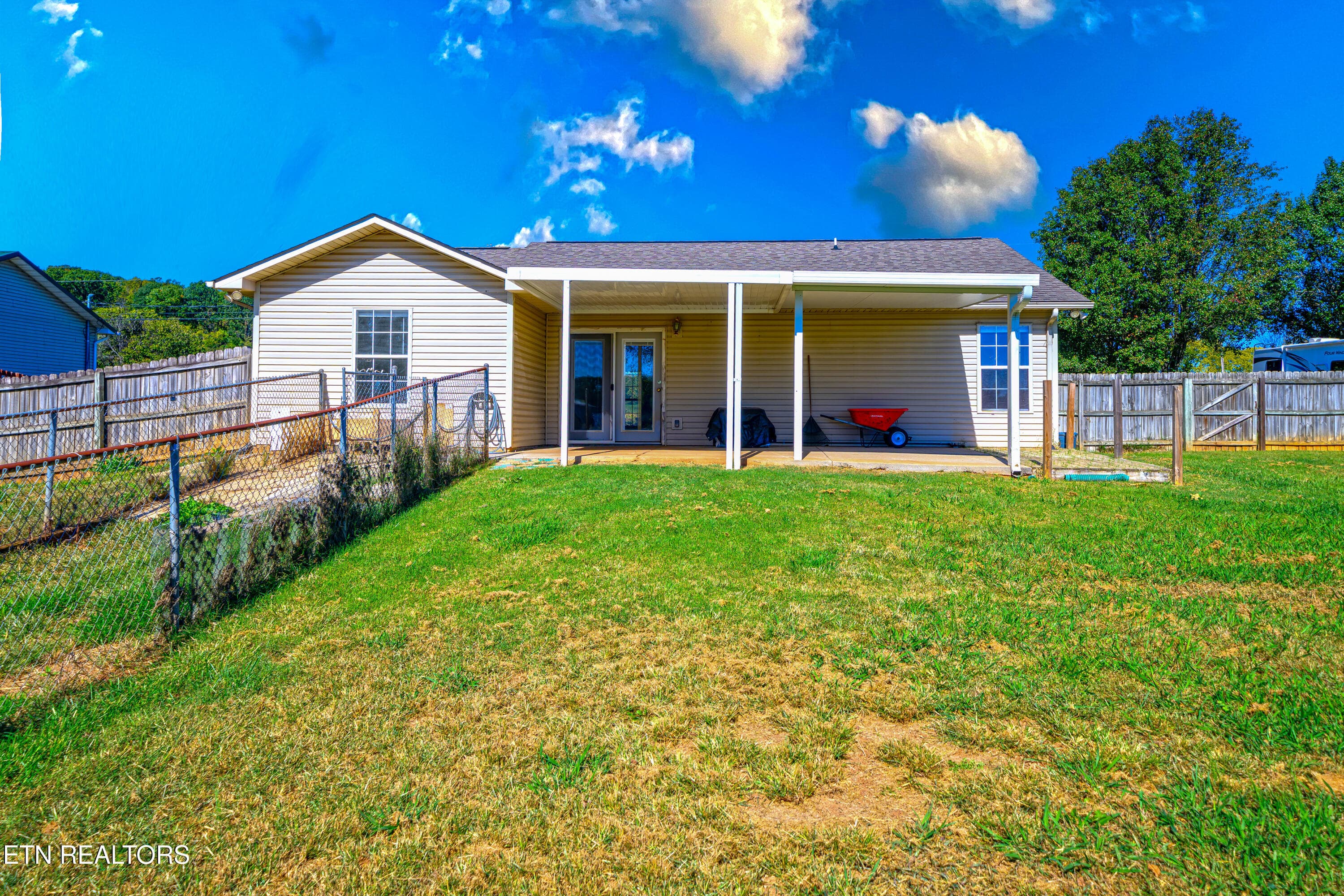 16 Exterior_20001 - 664 Ross Drive, Dandridge, TN 37725
