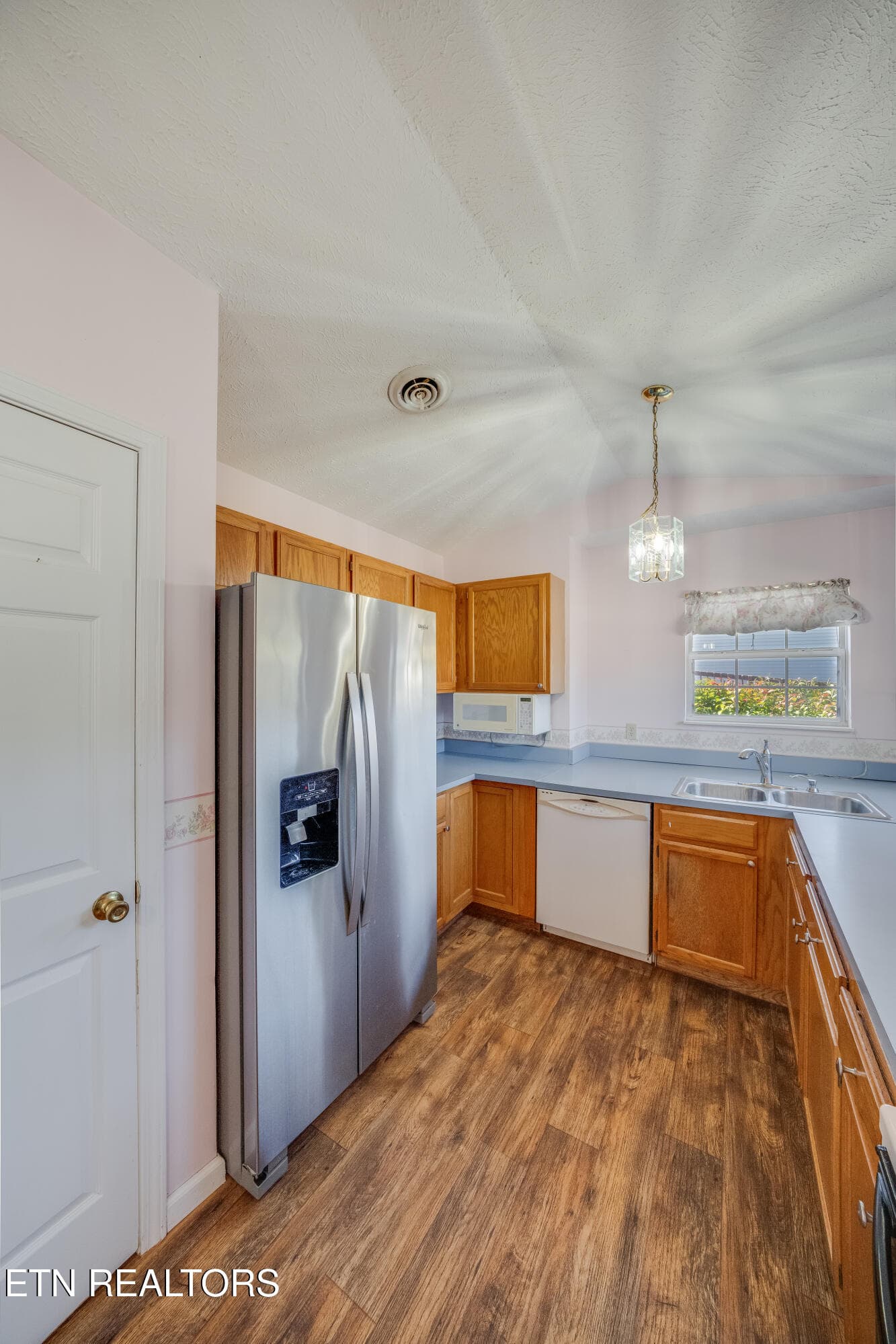32 Kitchen_20167 - 664 Ross Drive, Dandridge, TN 37725