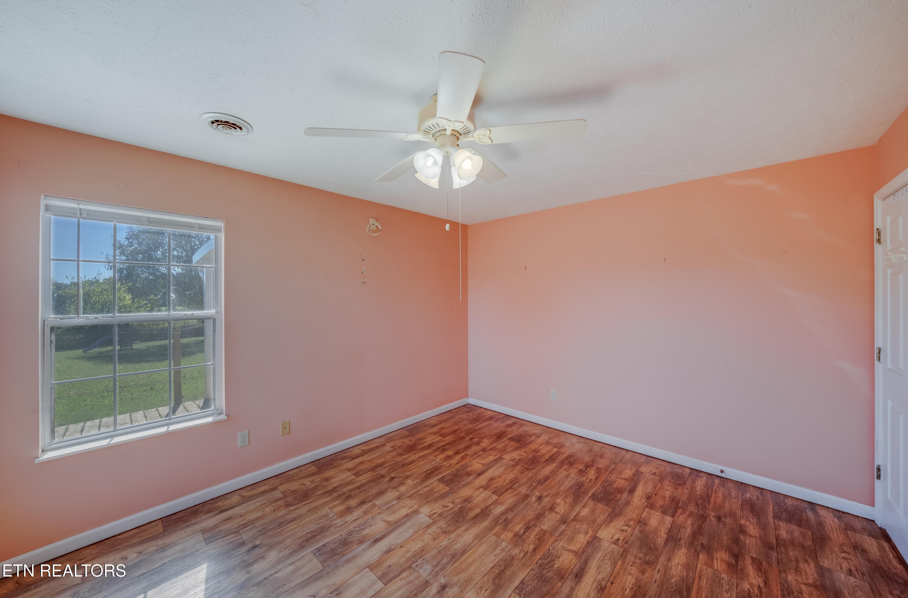 43 Primary Bedroom_20062 - 664 Ross Drive, Dandridge, TN 37725