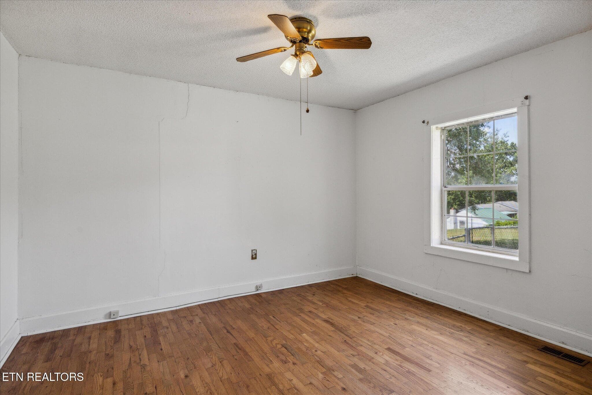 22-IMG_0336 - 810 Ridge Rd, Maryville, TN 37803