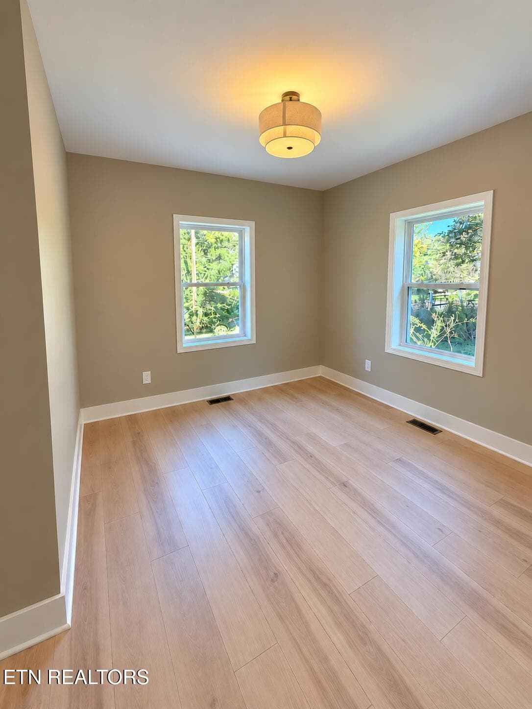 1C24237F-749C-4D20-8F0B-00C0D8F5571D - 2554 Woodbine Ave, Knoxville, TN 37914